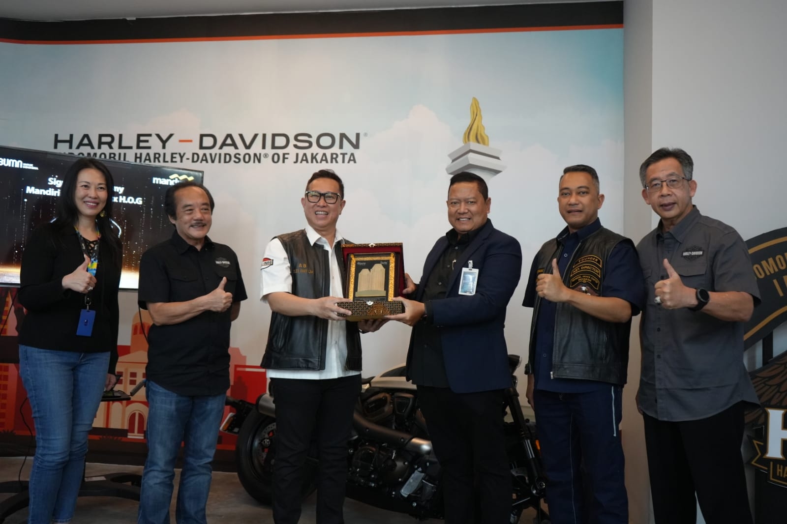 Harley Davidson Owner Grup dan Indomobil Gelar Touring Solo - Bali