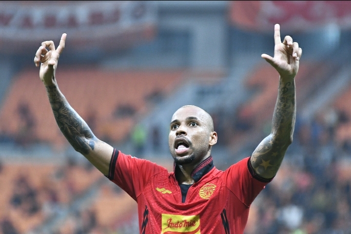 Persija Jakarta Bungkam Persik Kediri 2-0 di Pakansari