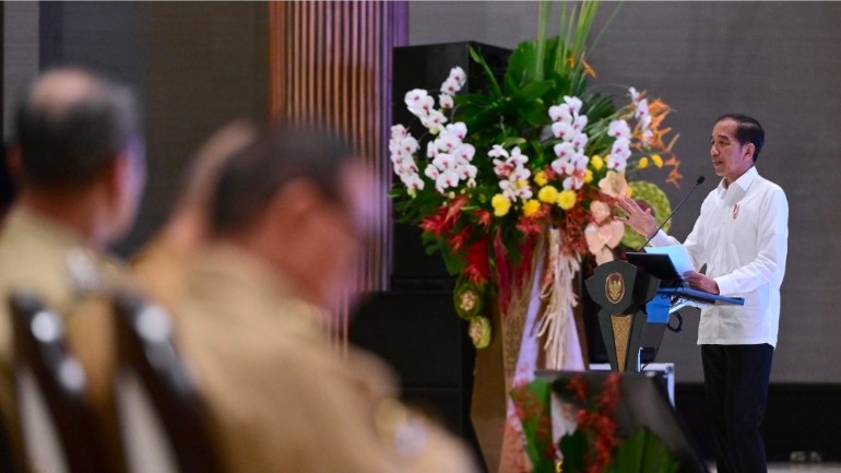 Jokowi Minta Pemda Segera Realisasikan Anggaran Pilkada Serentak 2024