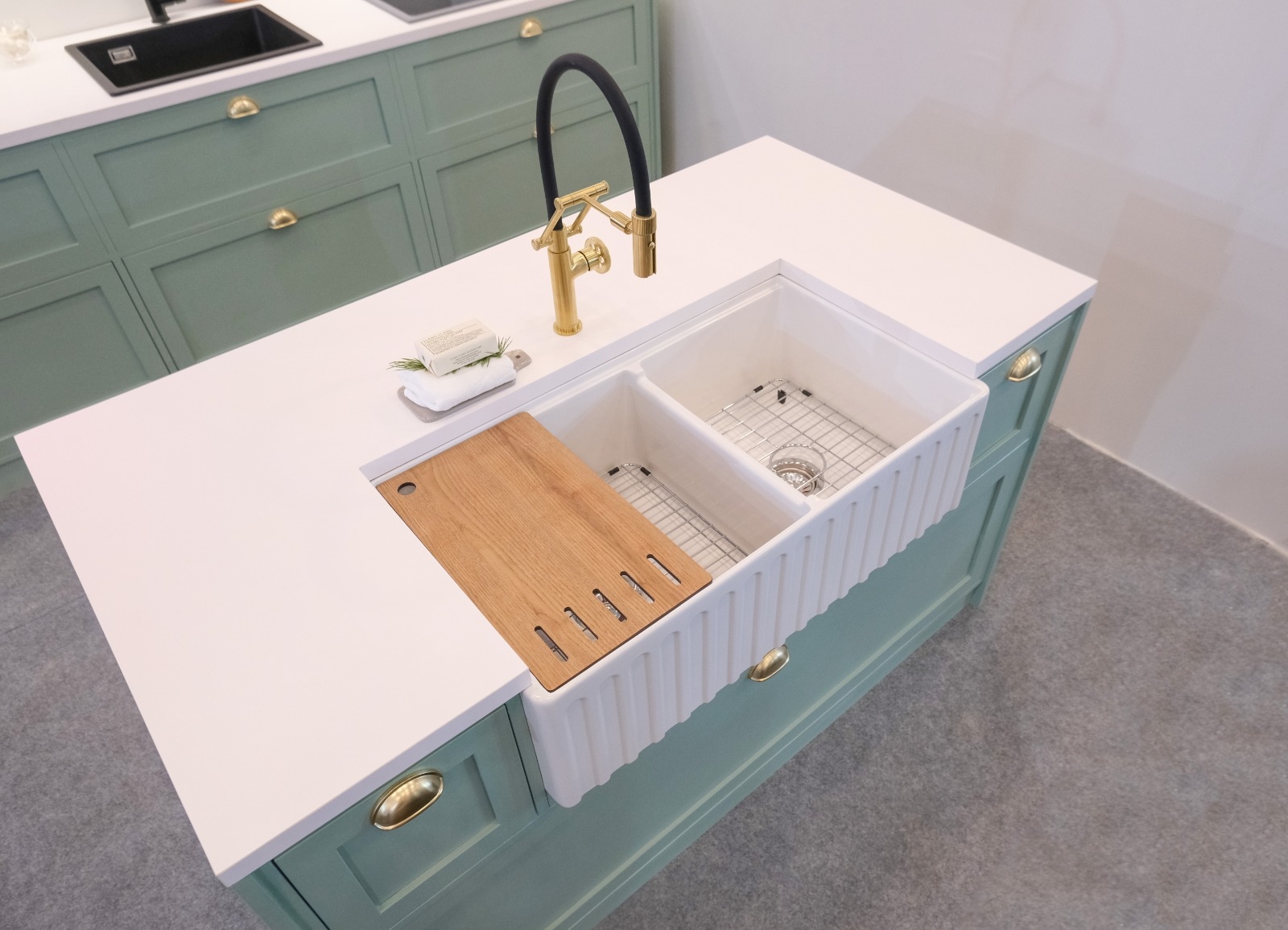 CGS Indonesia Luncurkan Lini Baru Kitchen Sink Rockgranite dan Ferrara di Nusantara Food and Hotel (NFH) Expo 2024