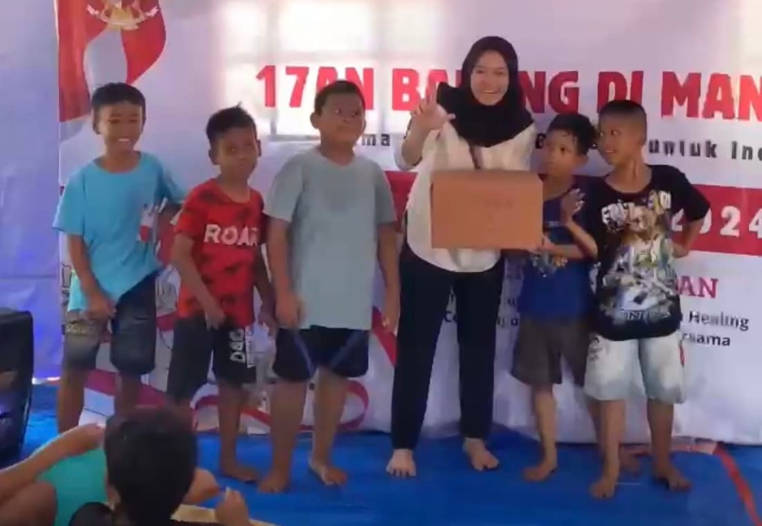 Relawan Kota Rayakan Hari Kemerdekaan di Posko Kebakaran Manggarai