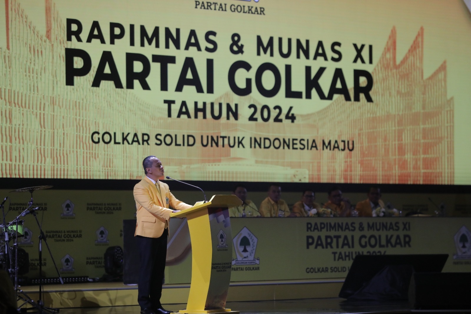Bahlil Minta Tidak Ada Lagi Faksi A B C Alias Kubu Tertentu di Internal Golkar
