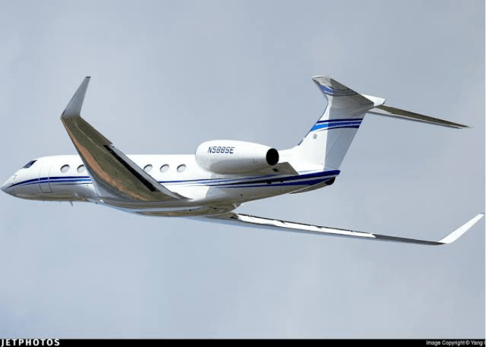 Terungkap! Harga Sewa Jet Pribadi untuk Perjalanan Mewah Kaesang dan Erina Gudono ke AS