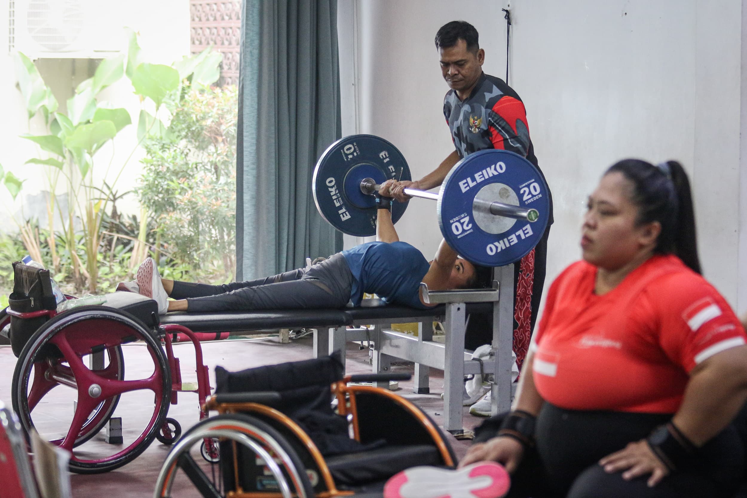 Paralimpiade Paris: Antisipasi Selera, Atlet Indonesia Bawa Keripik, Abon, dan Gudeg