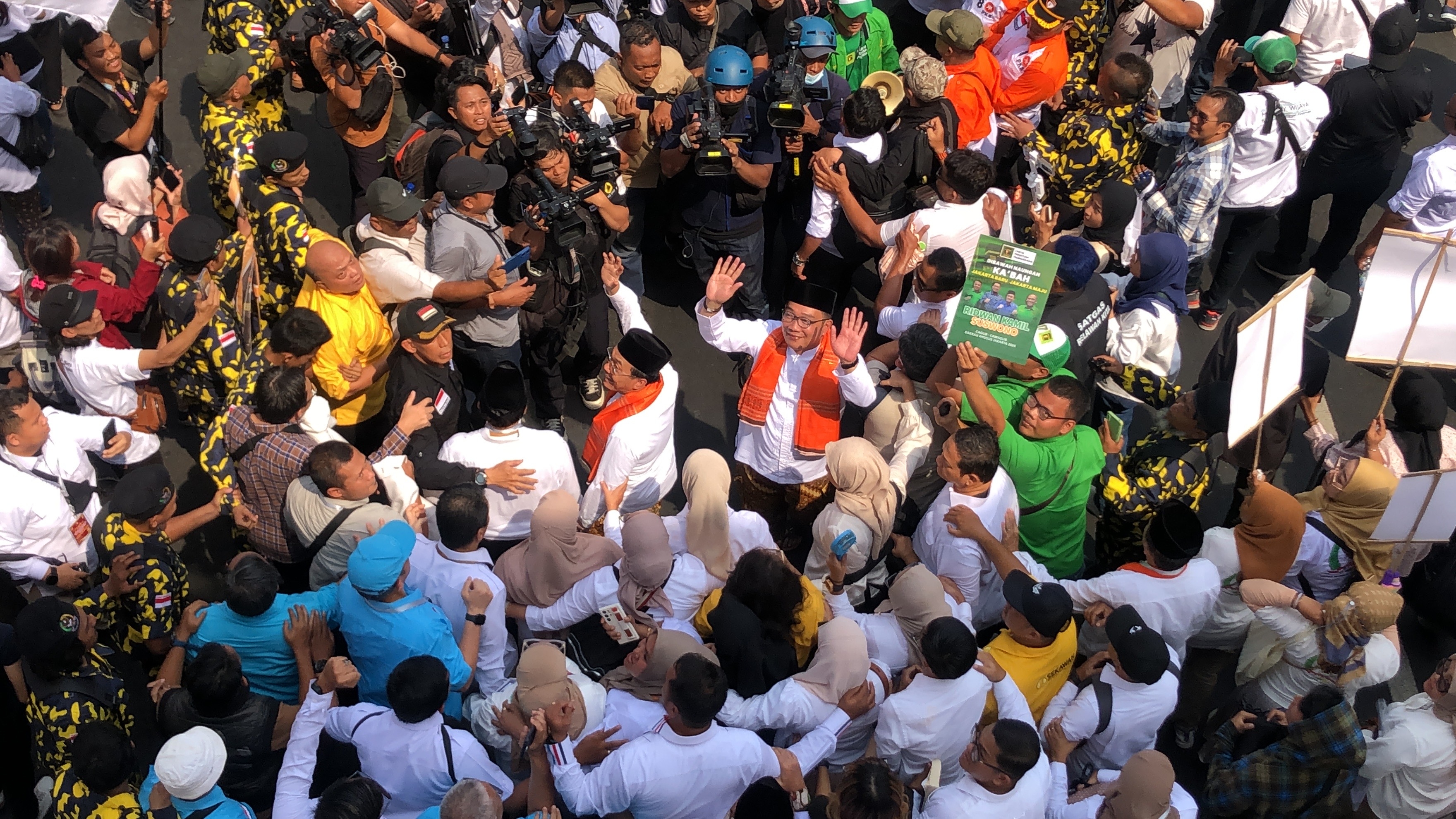 Resmi Daftar ke KPU, Ridwan Kamil-Suswono Bawa Slogan 'Jakarta Baru, Jakarta Maju'