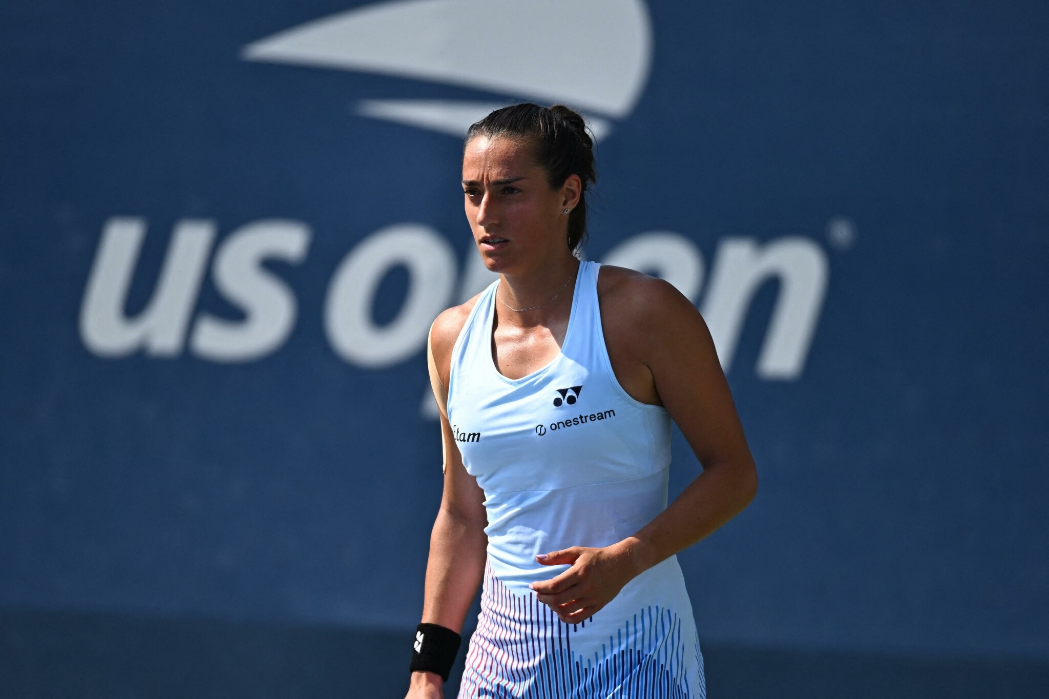 AS Terbuka: Terima Ratusan Pelecehan Online, Caroline Garcia Soroti Faktor Sponsor Judi