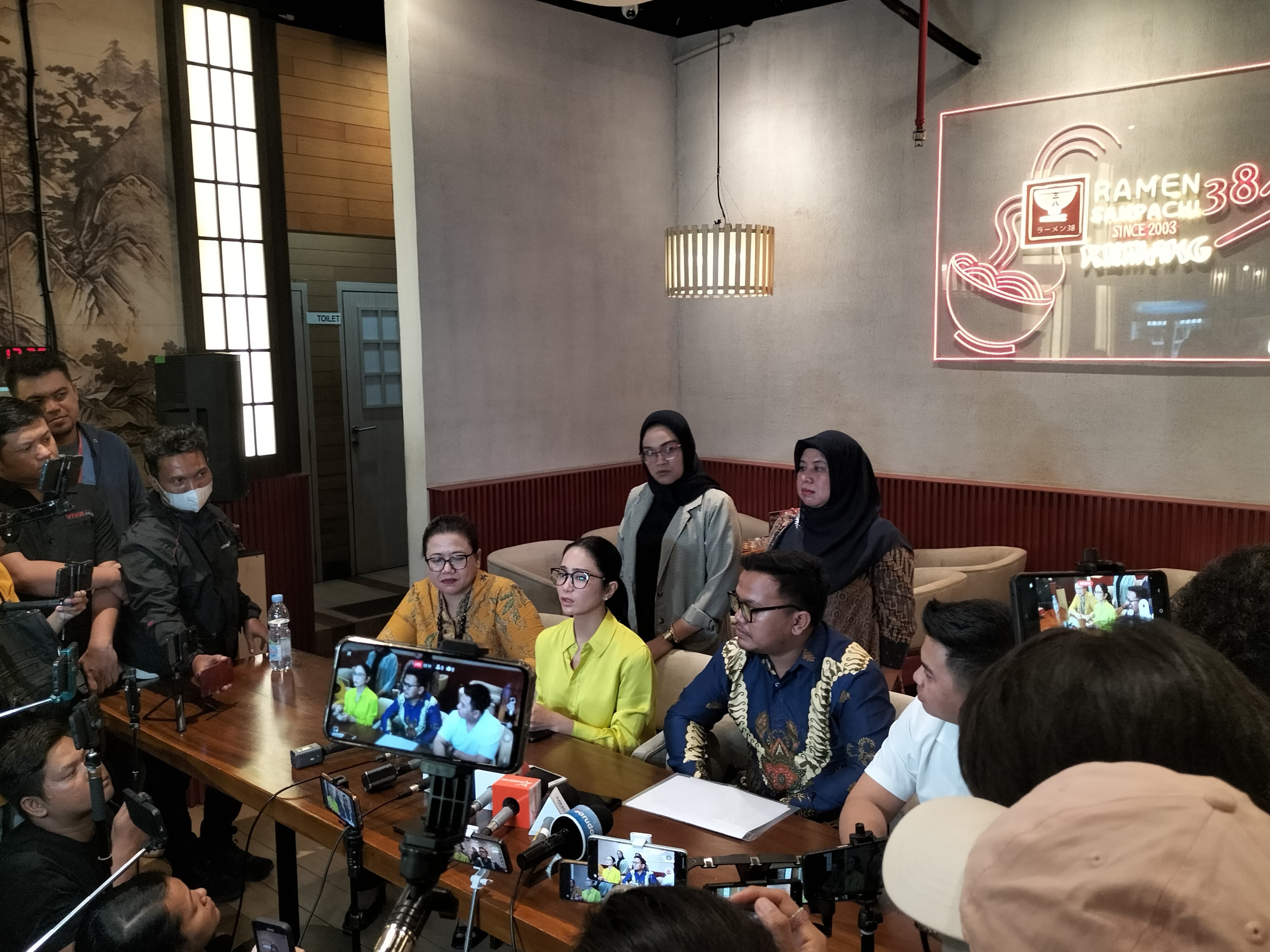 Kronologi Bunga Zainal Alami Penipuan Total Rugi Rp15 Miliar