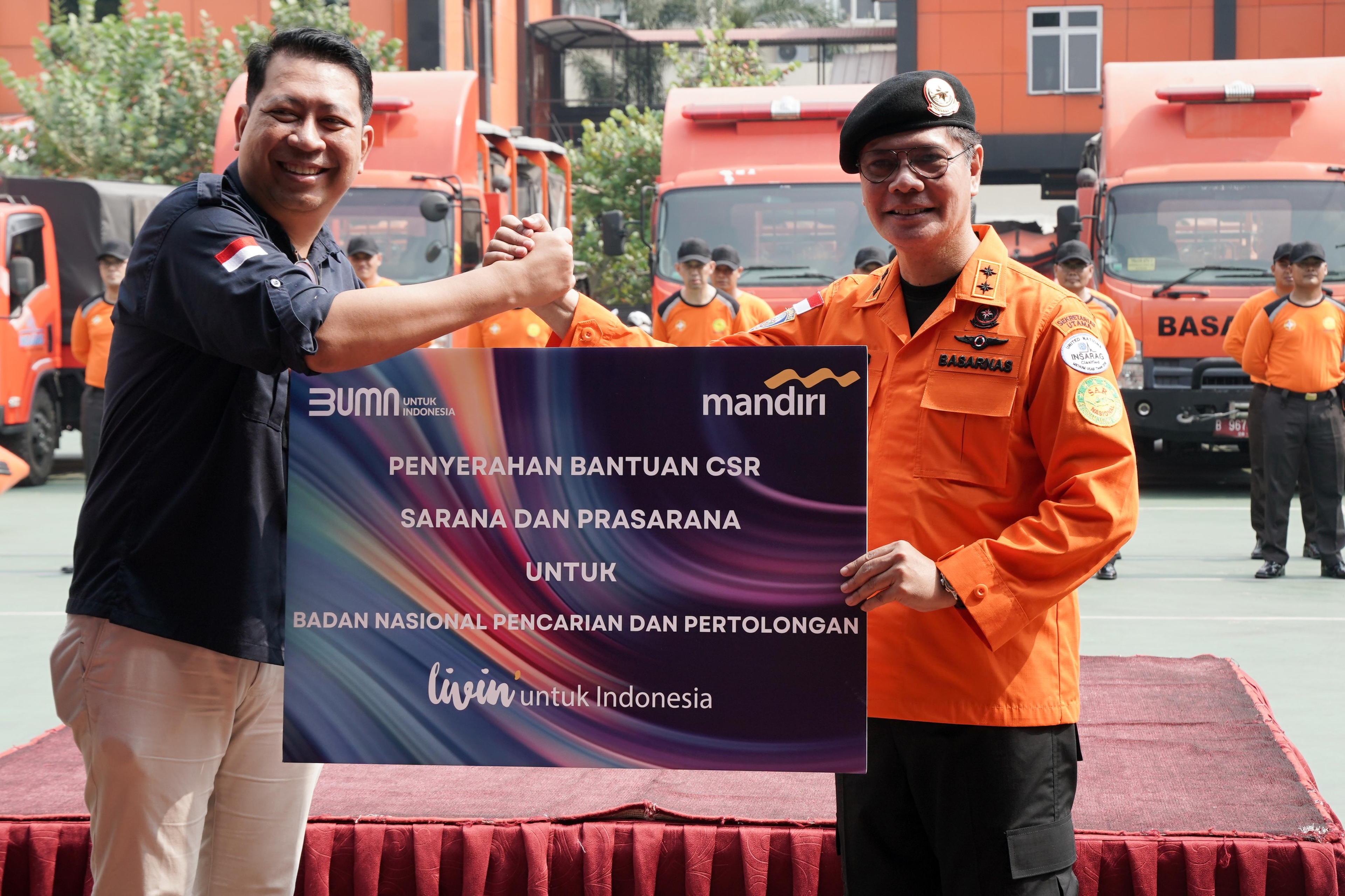Siap Siaga! Bank Mandiri Serahkan Bantuan ke Basarnas dan Bentuk Tim Emergency Response