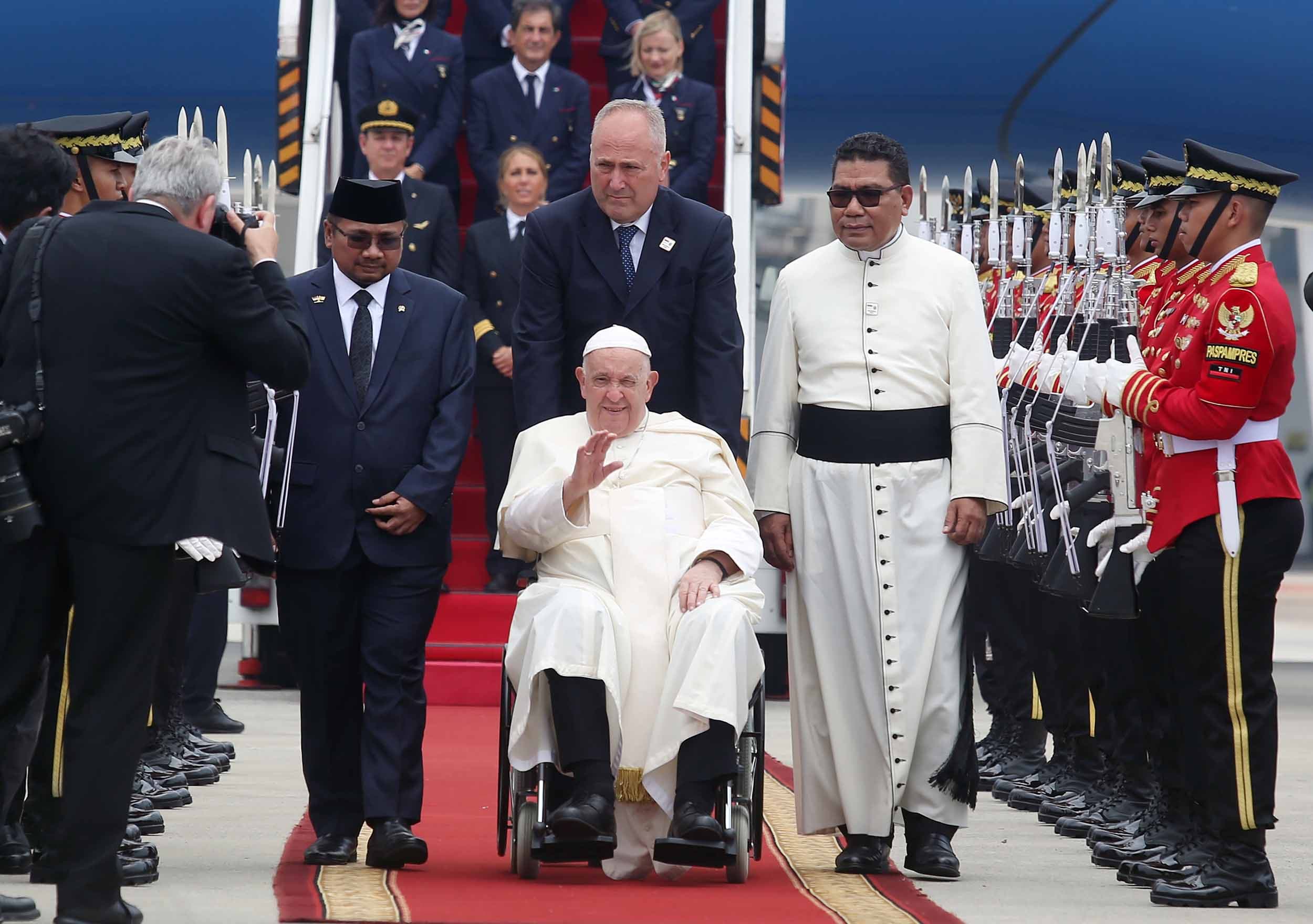 Paus Fransiskus Akan Kunjungi Gereja Katedral Sore Ini, Berikut Rekayasa Lalu Lintasnya