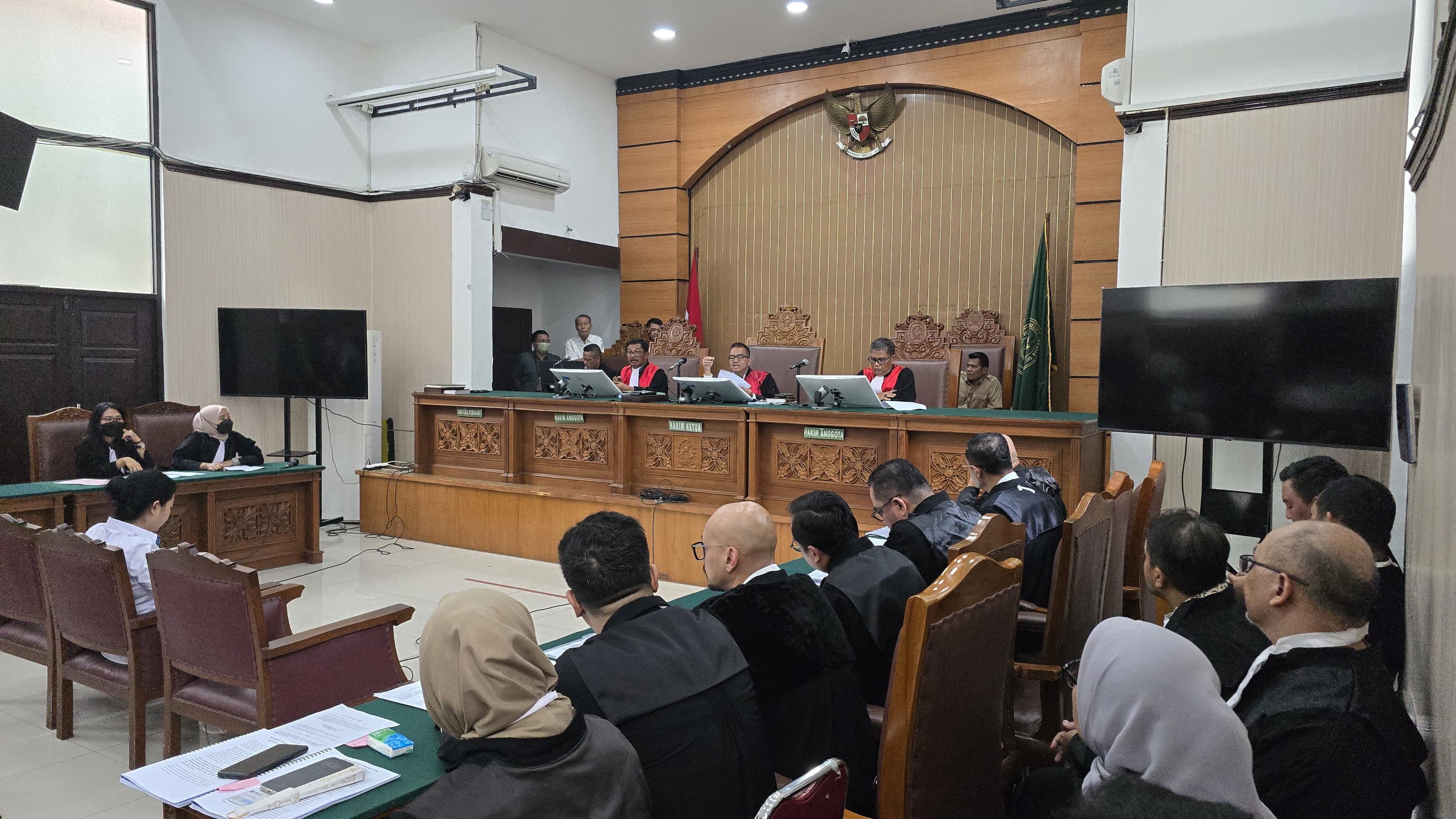 Jalani Sidang, Kenny Wisha Sonda Banjir Dukungan Alumni Universitas Parahyangan