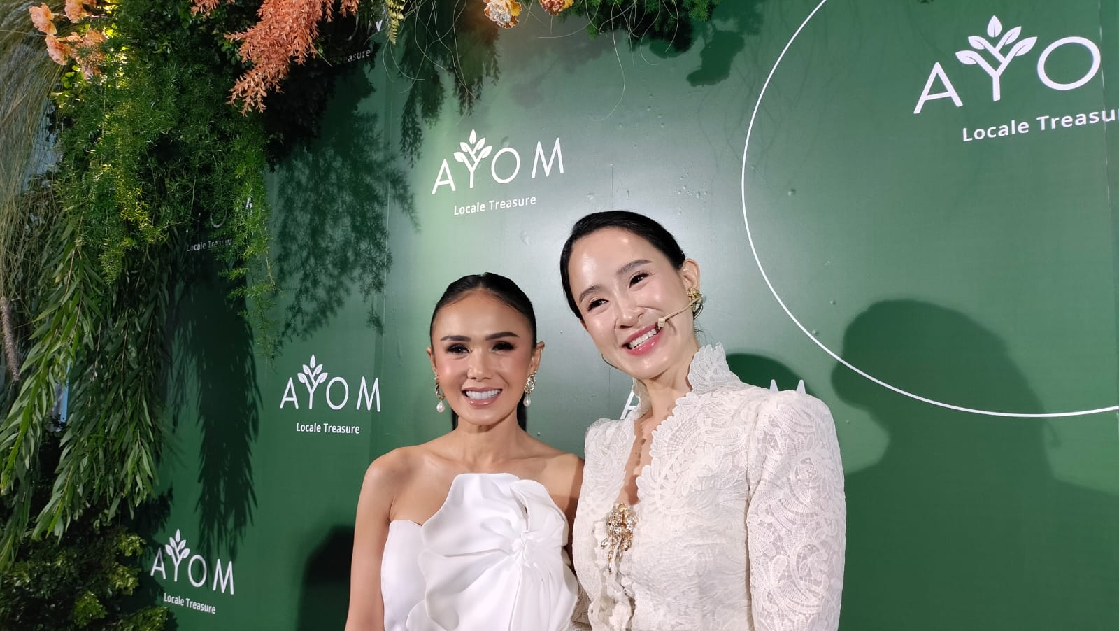 Meski Terlambat, Yuni Shara Senang Bertemu Dokter Olivia Ong yang Kenalkan Perawatan Kesehatan Kulit