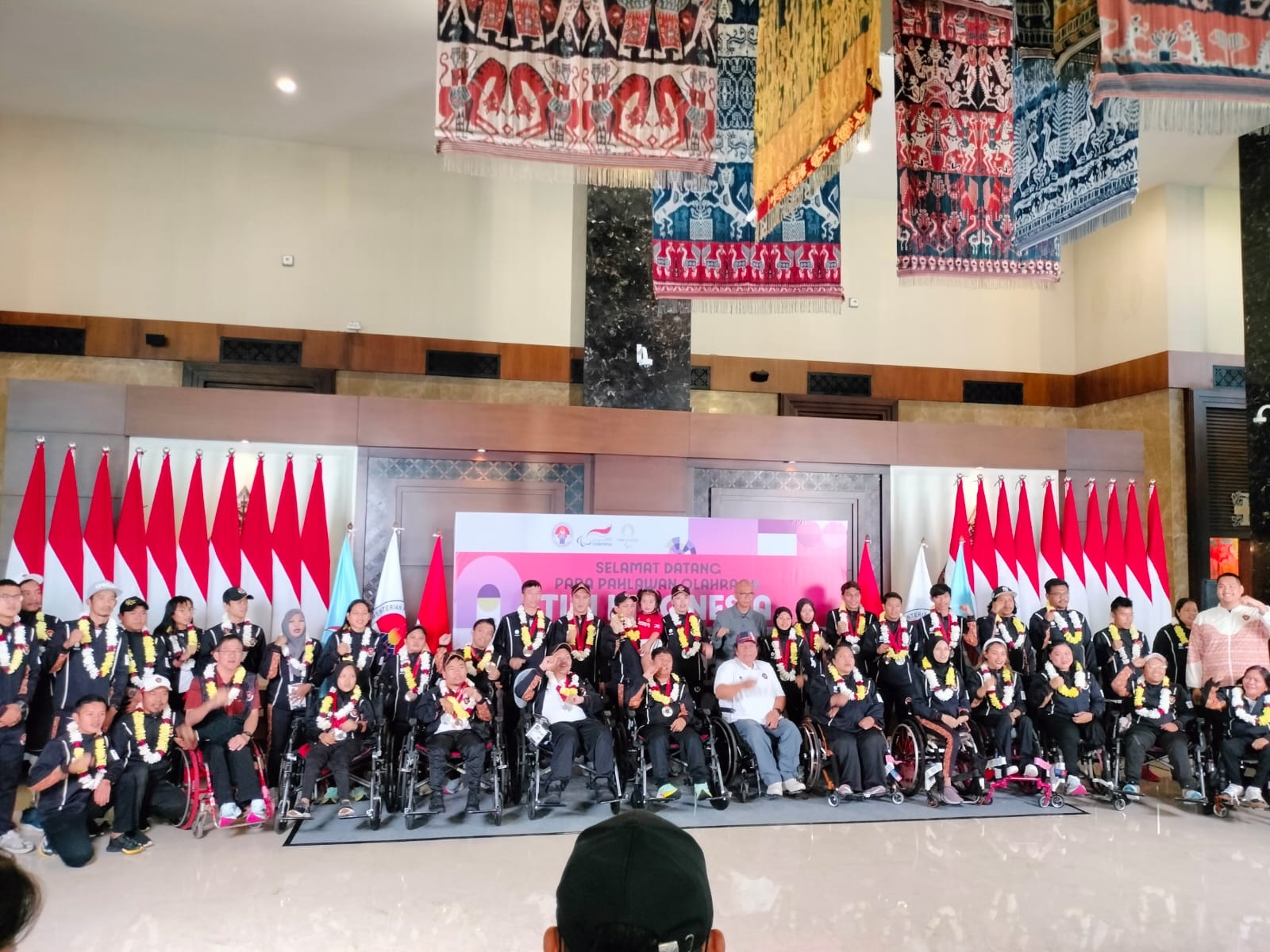 Kontingen Paralimpiade Paris Tiba di Tanah Air, Lampaui Target dengan 14 Medali