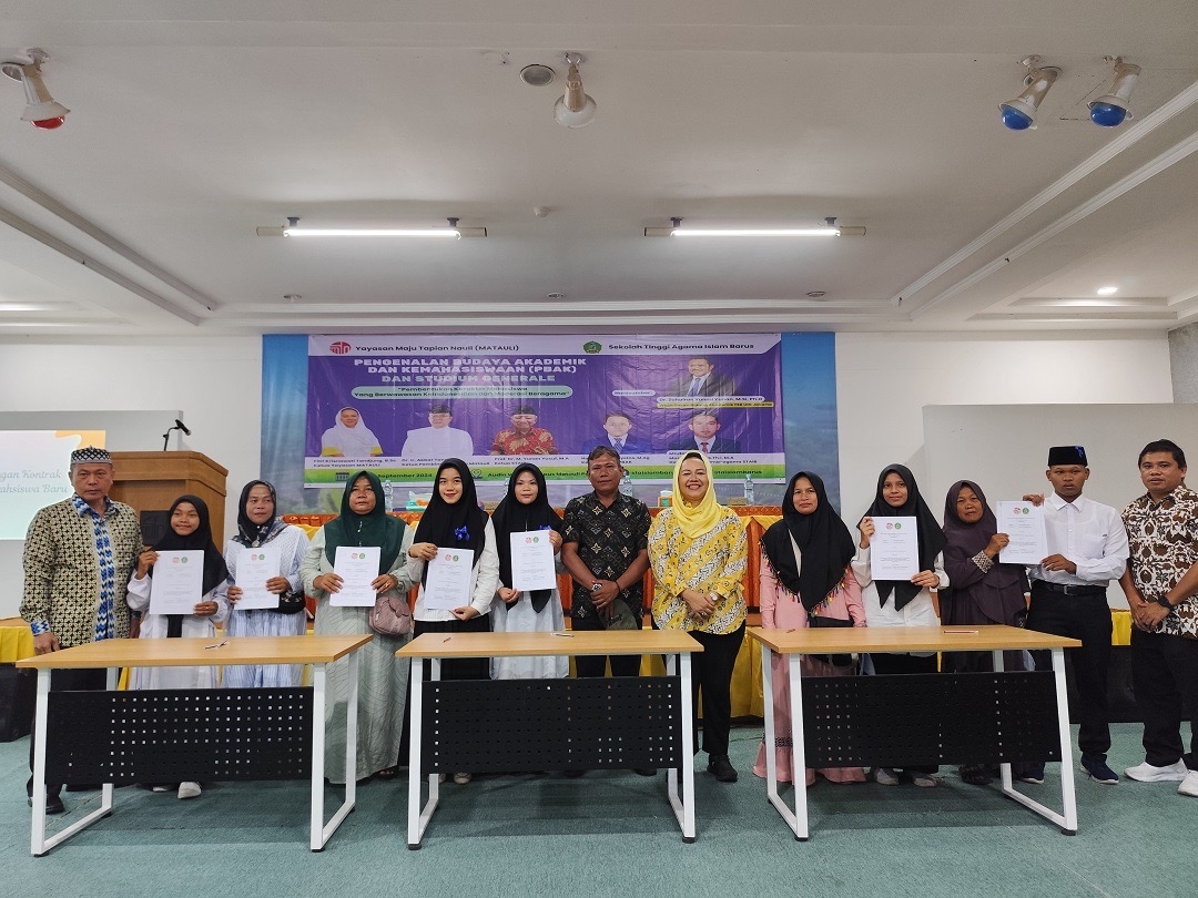 Yayasan Matauli Berikan Beasiswa untuk 25 Mahasiswa Baru Sekolah Tinggi Agama Islam Barus