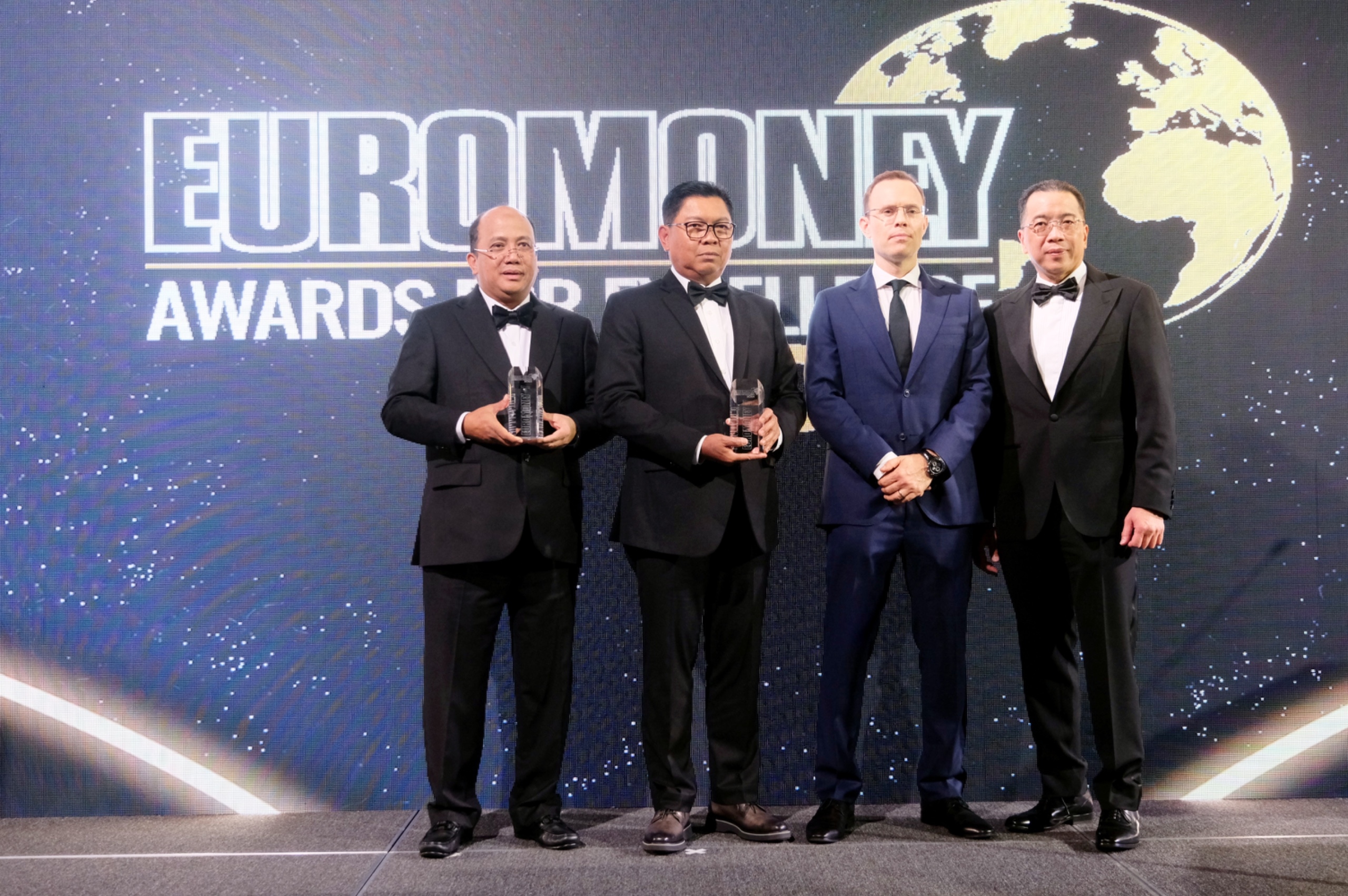 Berikan Layanan Terbaik ke Nasabah, Euromoney Kembali Nobatkan Bank Mandiri Sebagai Best Bank in Indonesia di 2024