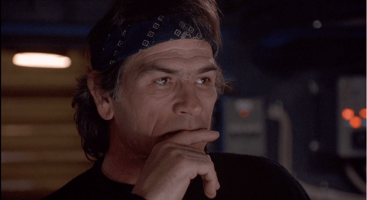 Sinopsis Film Under Siege, Kisah Aksi Perlawanan Koki terhadap Kelompok Teroris di Kapal Perang!