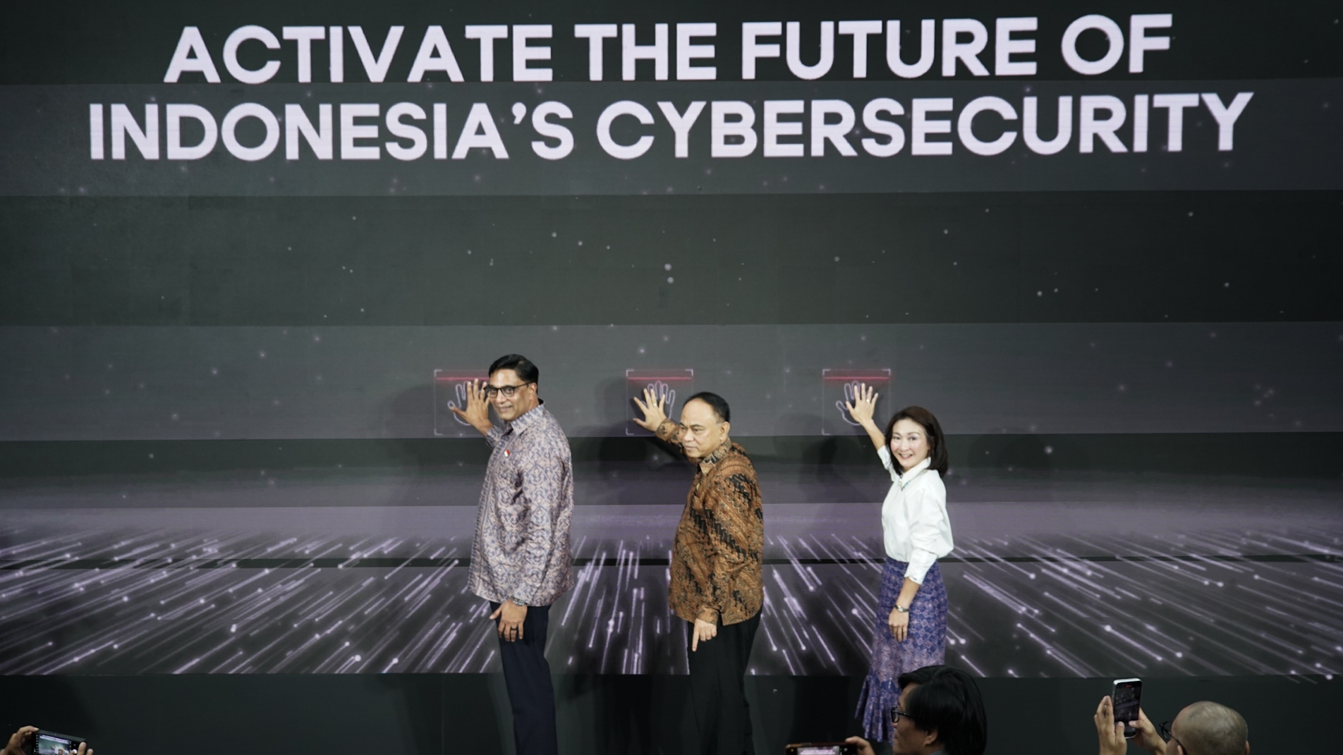 Kominfo Gandeng Indosat dan Mastercard Latih 1 Juta Talenta Keamanan Siber di Indonesia