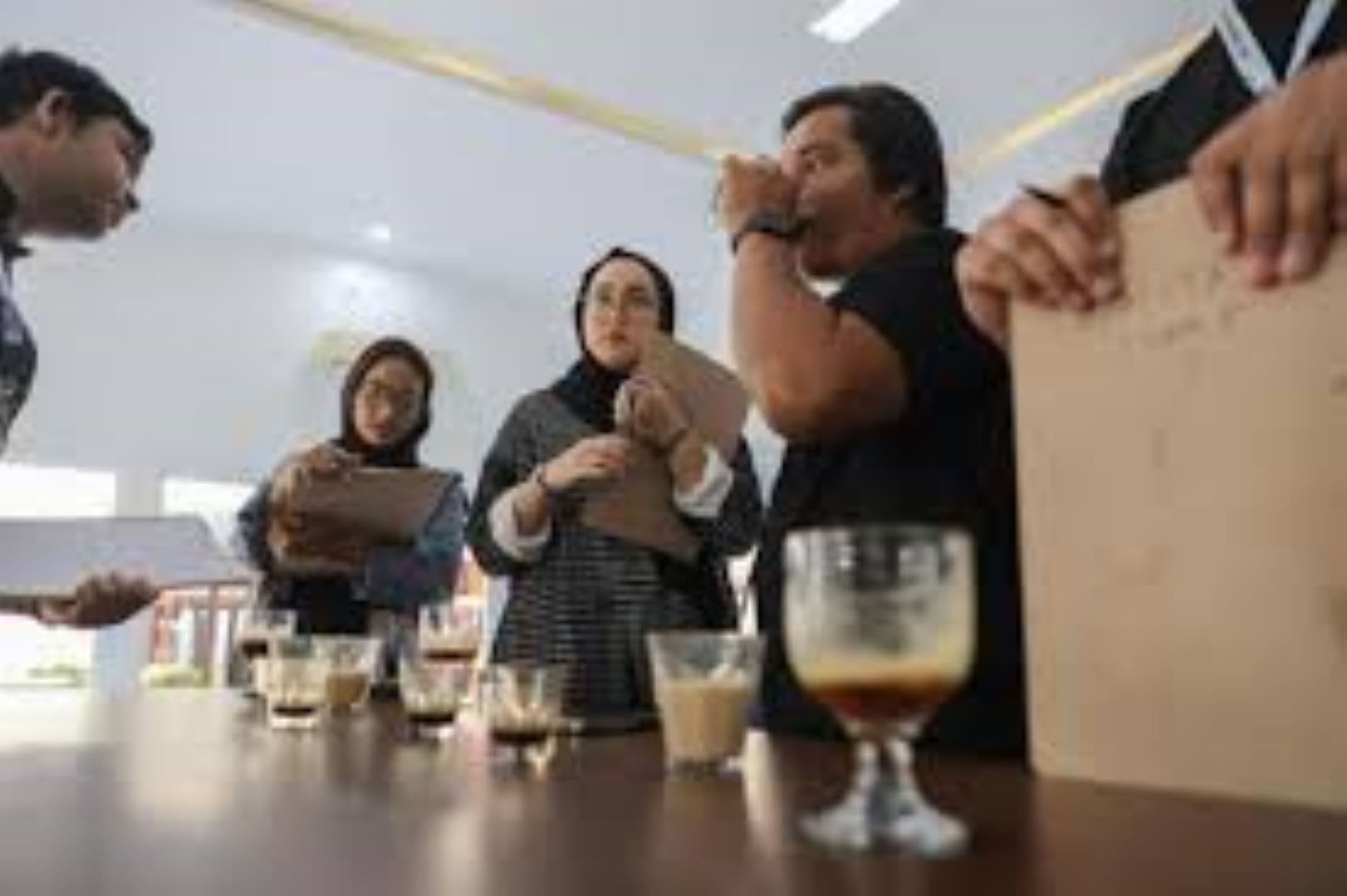 Jokowi Fasilitasi Pengembangan Industri Kopi Lewat AMANAH