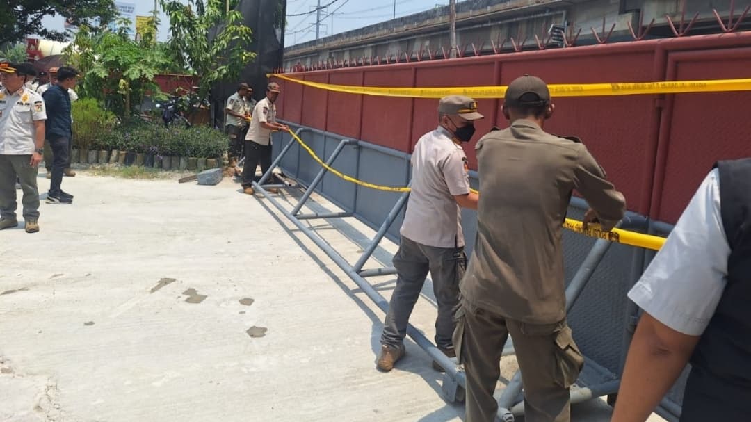 Diduga Cemari Udara, Pabrik Beton di Jakbar Ditutup