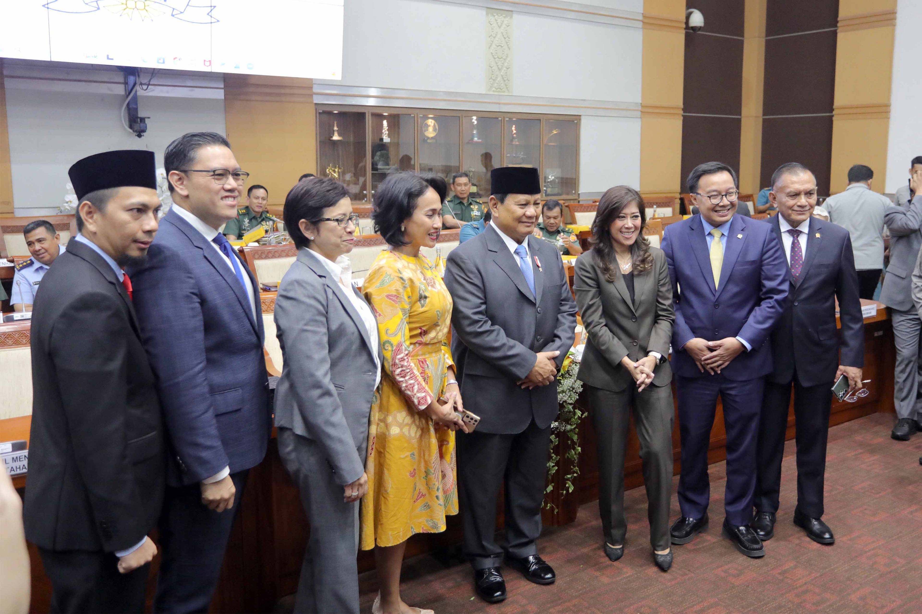 Pesan Kritis Ekonom Soal 44 Kementerian Prabowo