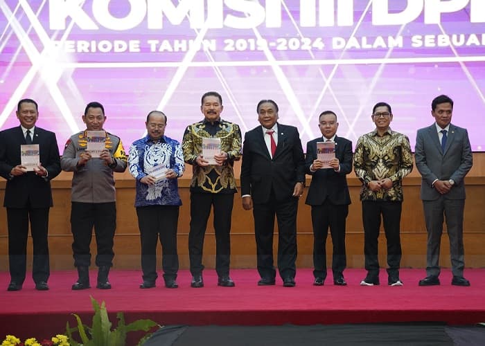 Jaksa Agung Apresiasi Peluncuran Buku Transformasi Penegakan Hukum dan HAM Komisi III DPR