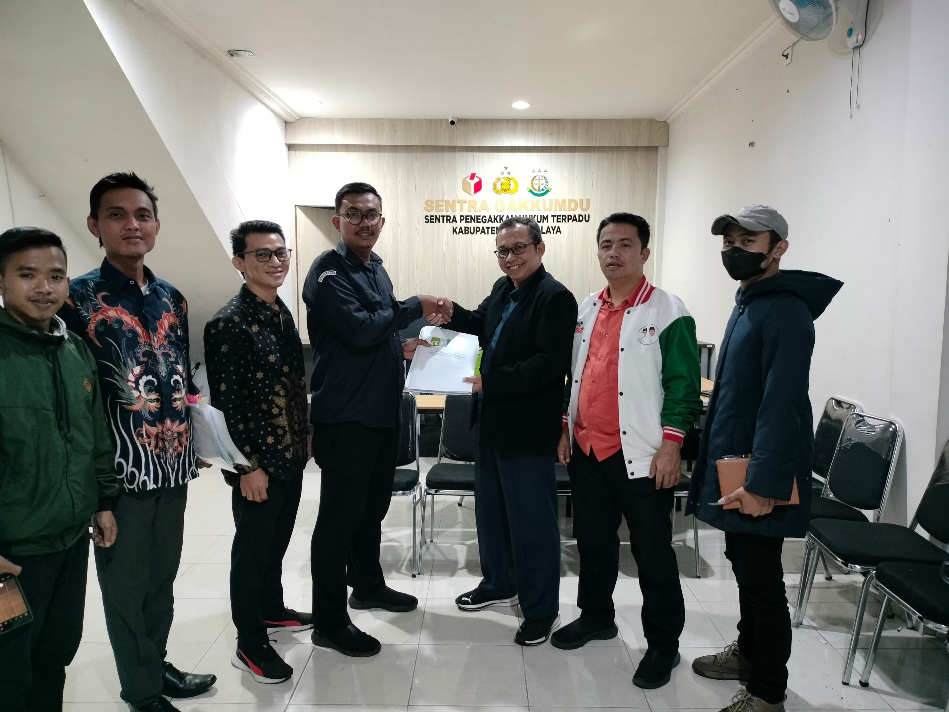 Penetapan Ade Sugianto-Iip Miptahul Paoz Digugat ke Bawaslu Kabupaten Tasikmalaya