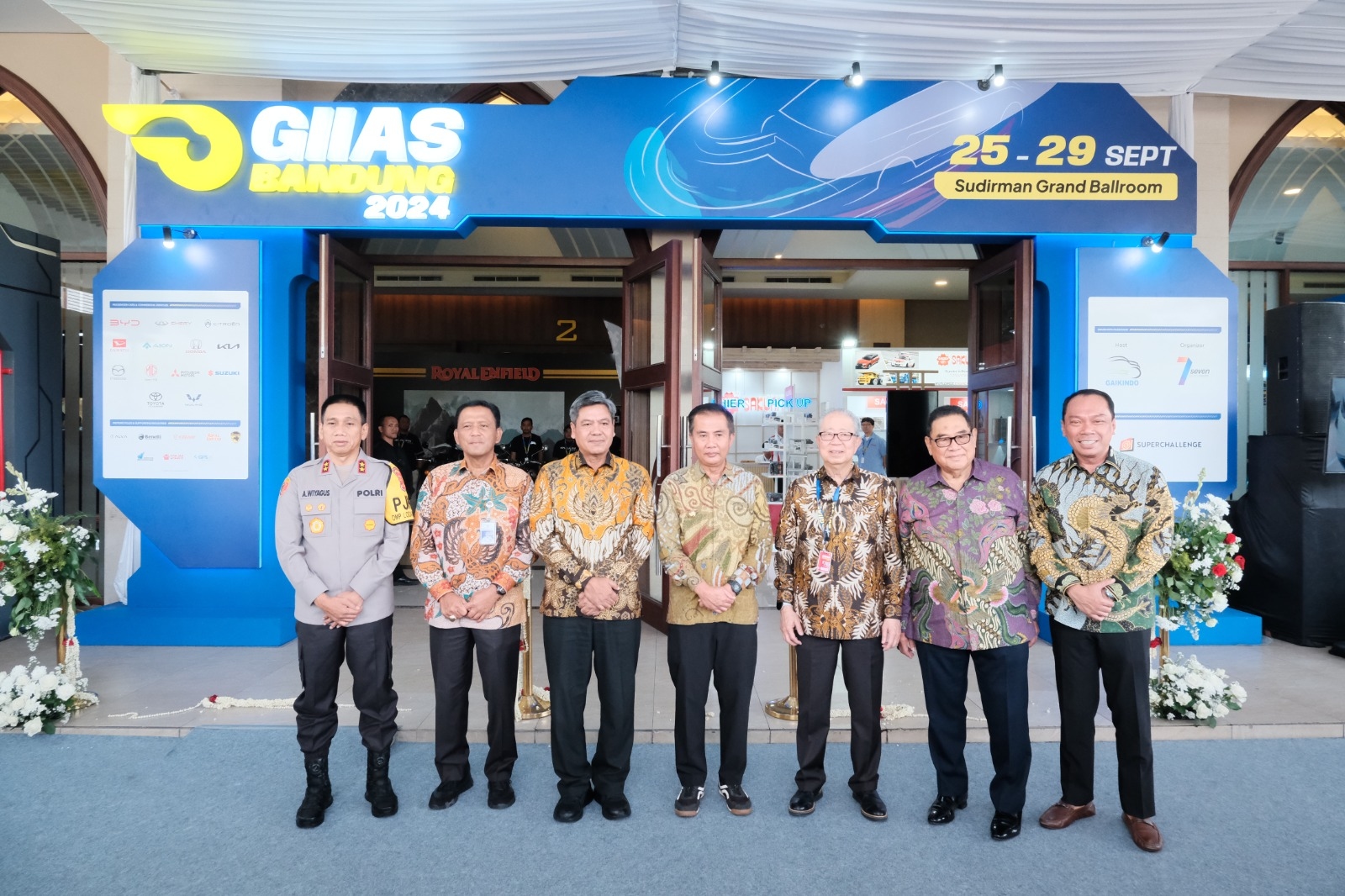 Resmi Dibuka Hari Ini, GIIAS Bandung 2024 Hadirkan Teknologi Otomotif Masa Depan