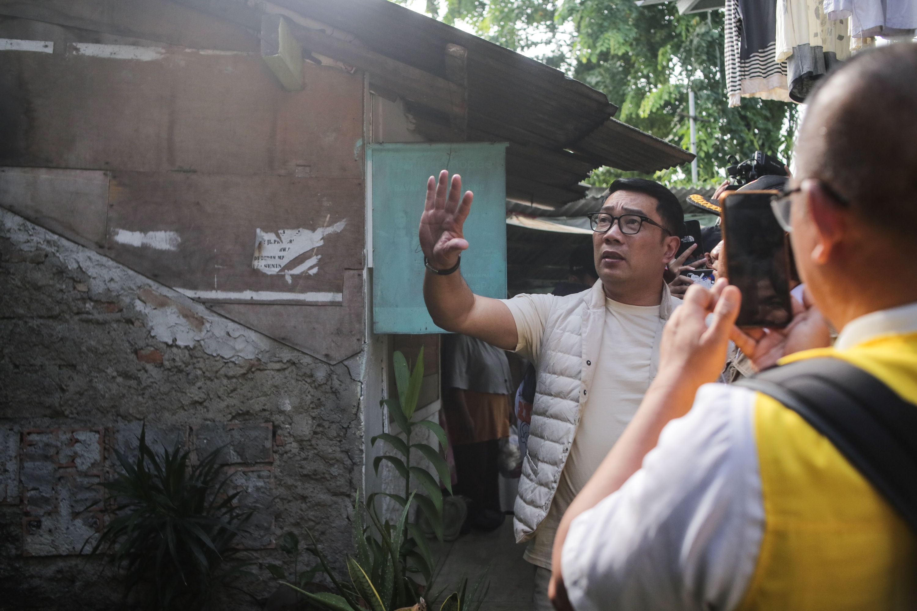 Ridwan Kamil-Suswono Tawarkan Kredit Mesra: Solusi Tanpa Agunan dan Bunga untuk Pelaku Usaha Mikro Jakarta