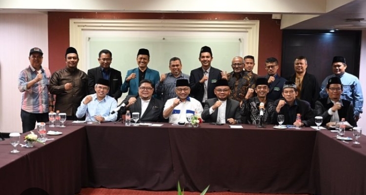 MOI Jawa Barat Deklarasi Dukung Ahmad Syaikhu - Ilham Habibie