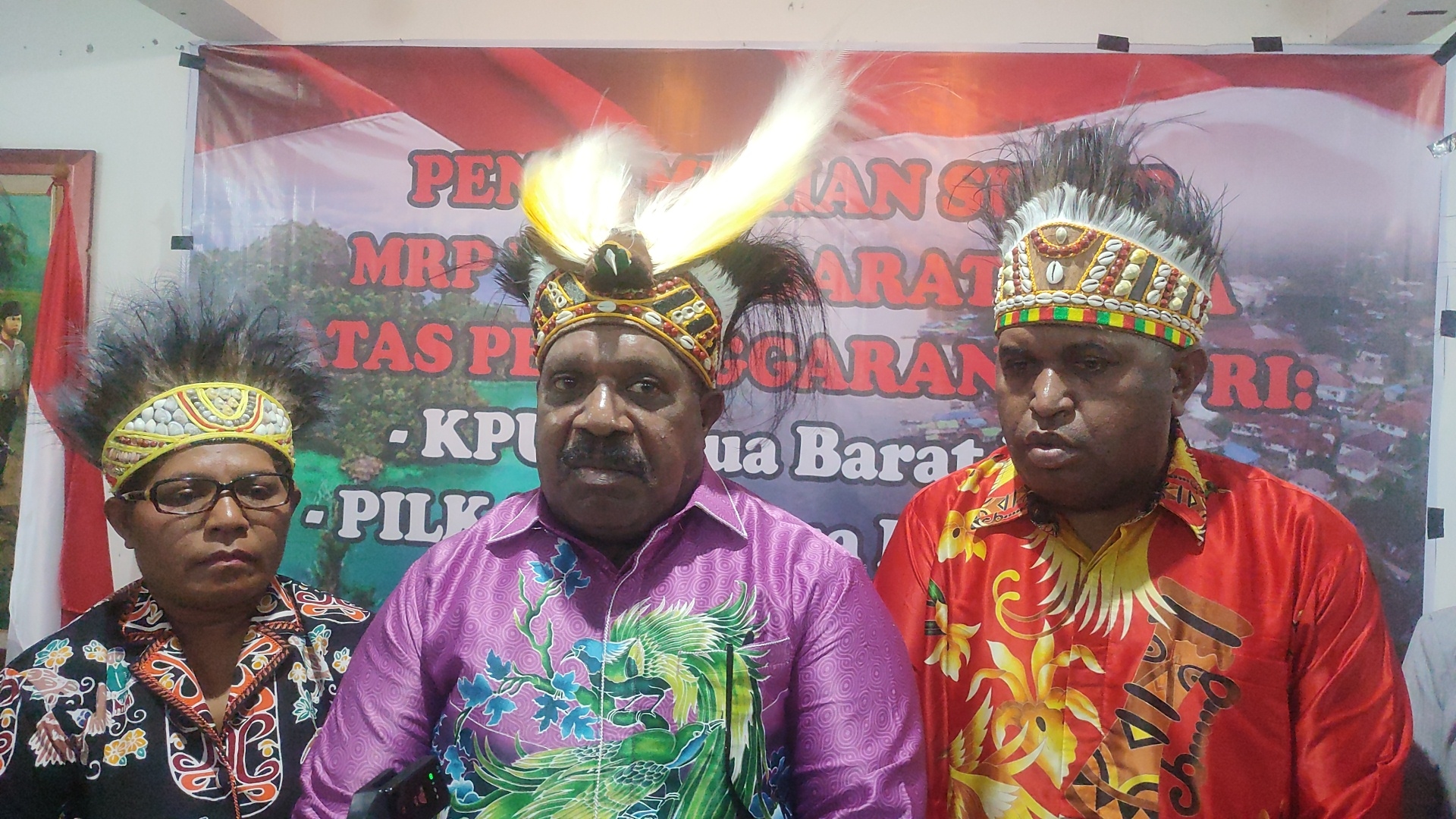 MRP Papua Barat Daya Minta KPU Batalkan Penetapan Abdul Faris Umlati-Petrus Kasihiw
