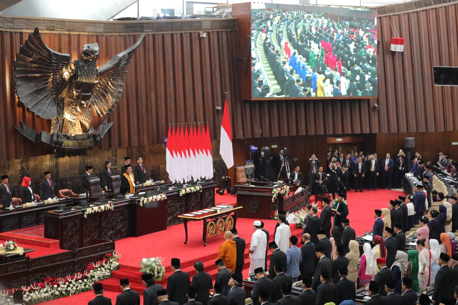 Daftar Artis yang Lolos ke DPR RI 2024-2029: Ahmad Dhani hingga Verrell Bramasta