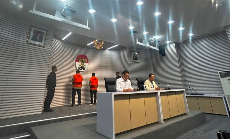 Tiga Orang Ditetapkan Jadi Tersangka Kasus Pengadaan APD Kemenkes