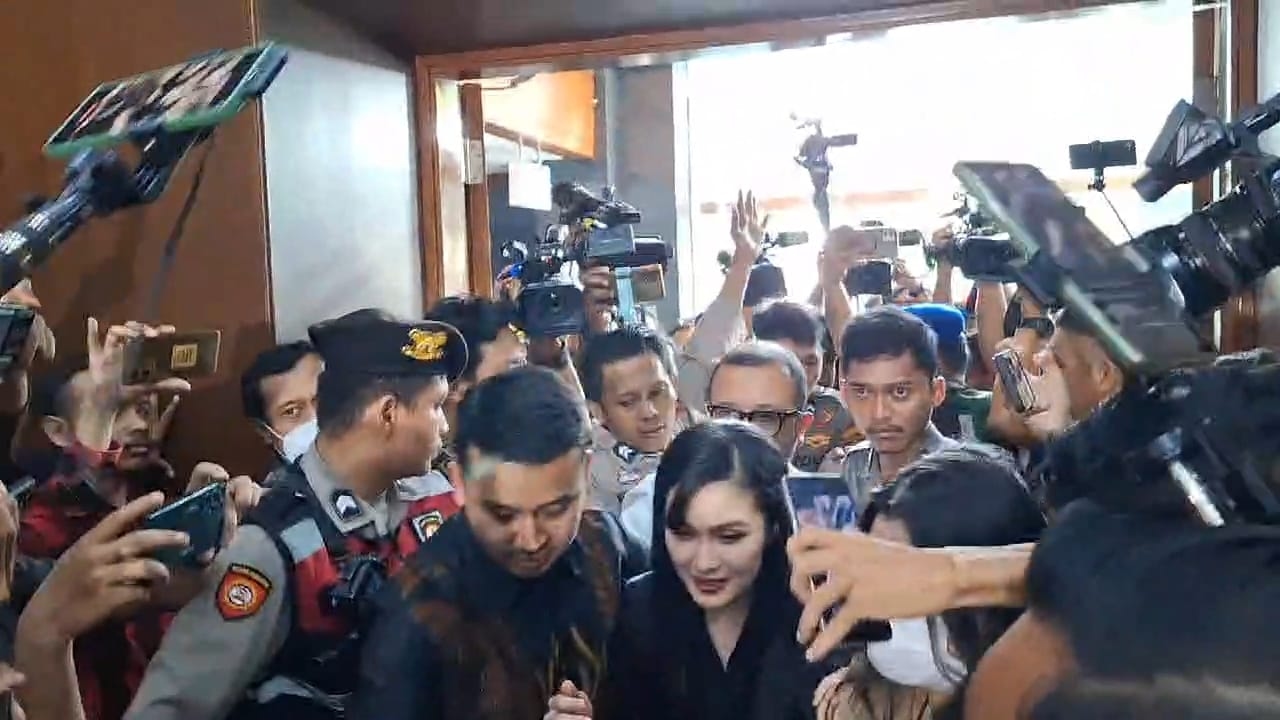 Pengawalan Ketat, Sandra Dewi Jadi Saksi Sidang Harvey Moeis