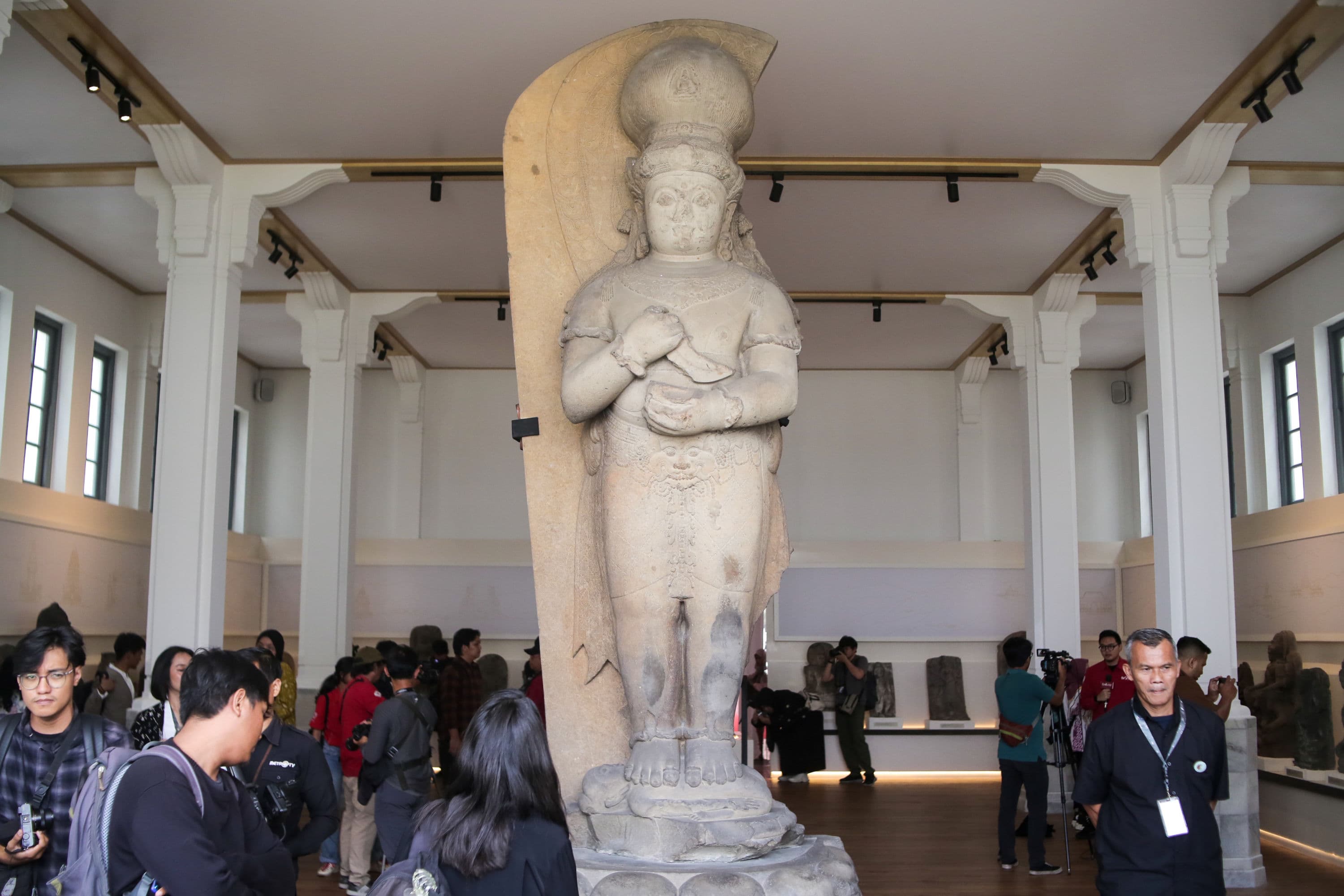 Apa yang Dimaksud dengan Praaksara dan Prasejarah? Jelaskan dan Berikan Contohnya