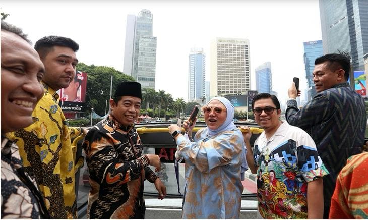 Lewati Halte DPRD DKI Jakarta, Ketua DPRD Apresiasi Rute Baru Monas Explorer