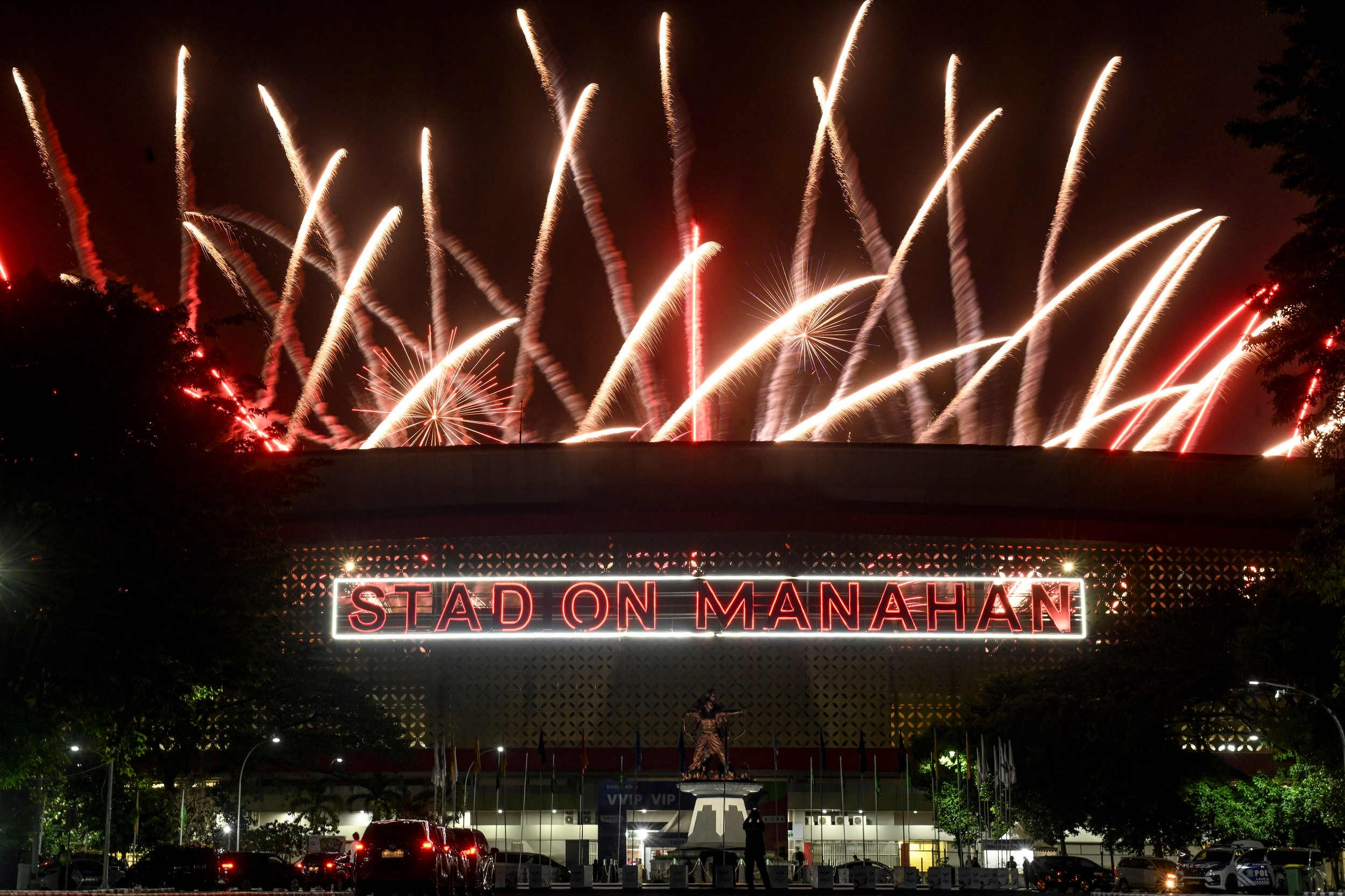 Peparnas 2024 Resmi Ditutup di Stadion Manahan, Jawa Tengah Juara Umum