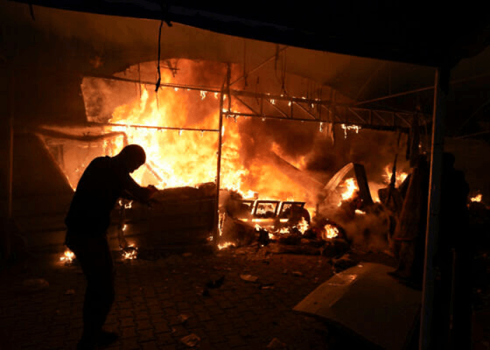 Kejam! Israel Tega Bakar Hidup-hidup Warga Palestina di Tenda Pengungsian