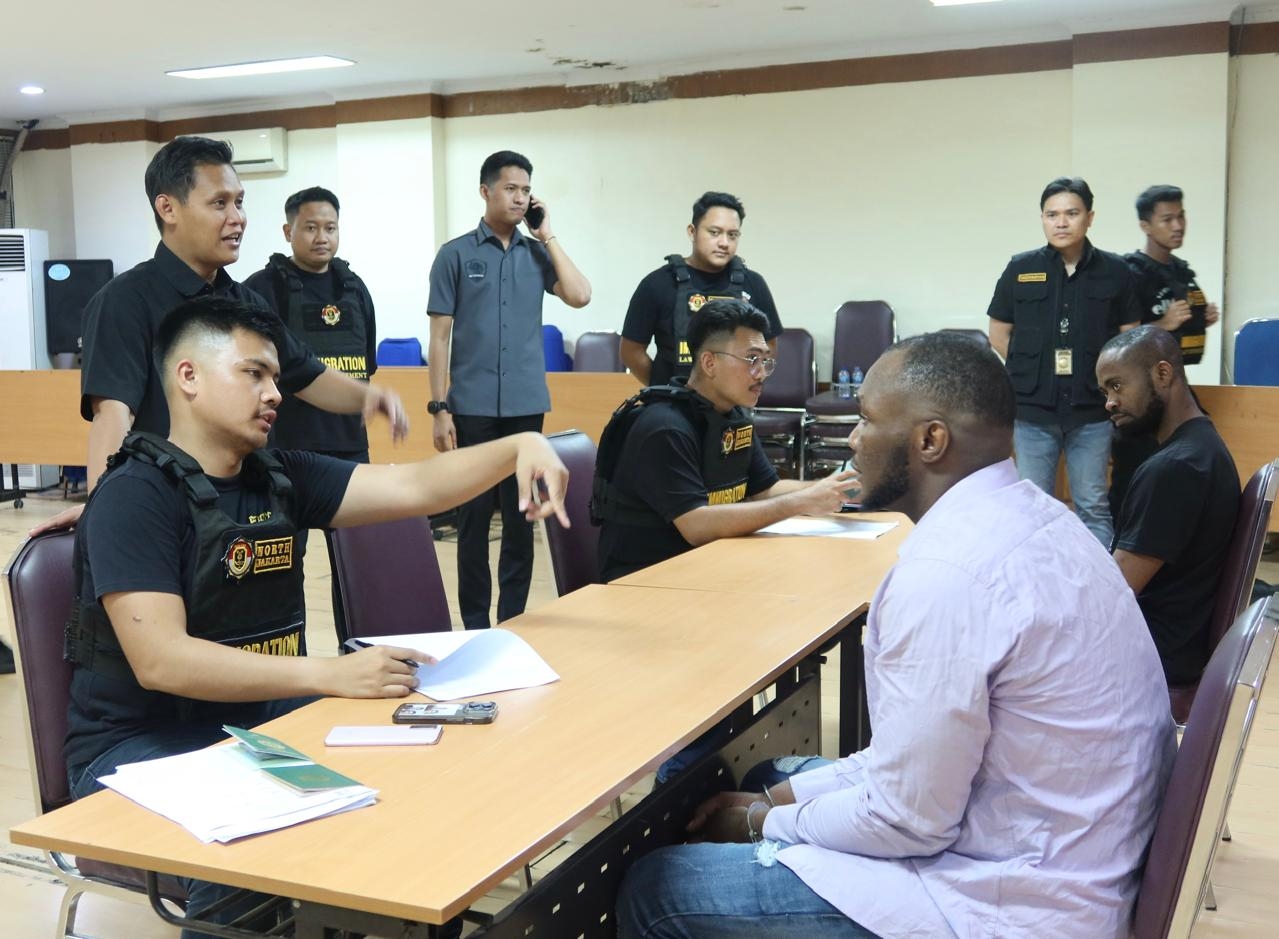 Gelar Operasi Jagratara III, 12 WN Nigeria Diamankan Kantor Imigrasi Kelas I TPI Jakarta Utara