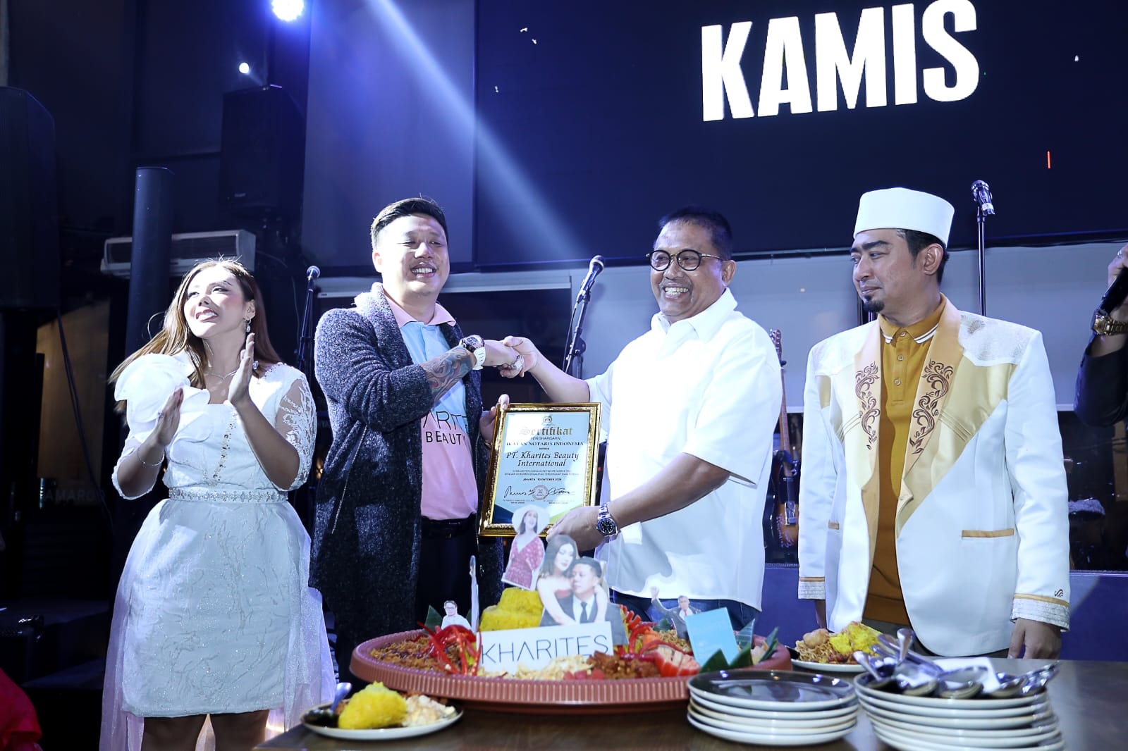 Kharites Beauty Dinobatkan Sebagai Perusahaan Network Marketing Dengan Legalitas Terlengkap dan Terbaik