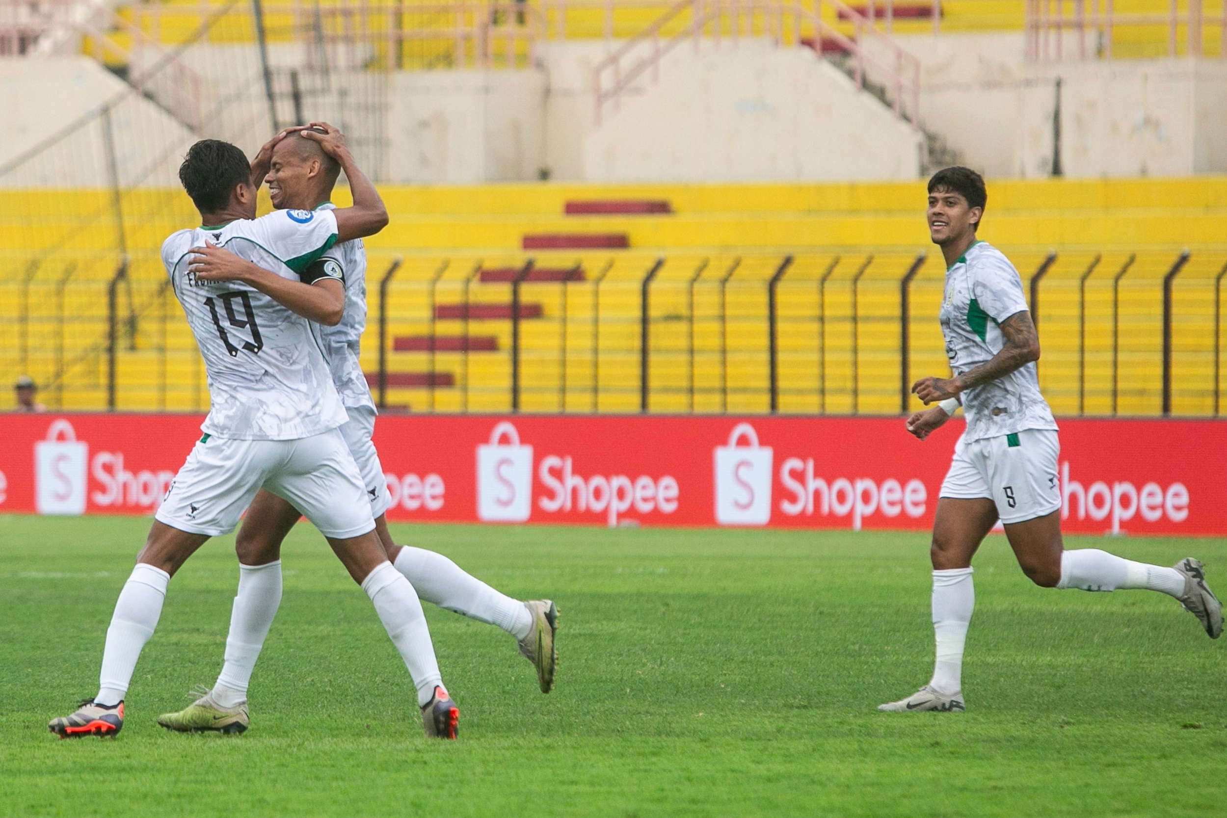 Tren Suporter Nonton Langsung Liga 1 di Stadion Menurun, Ini Penjelasan LIB