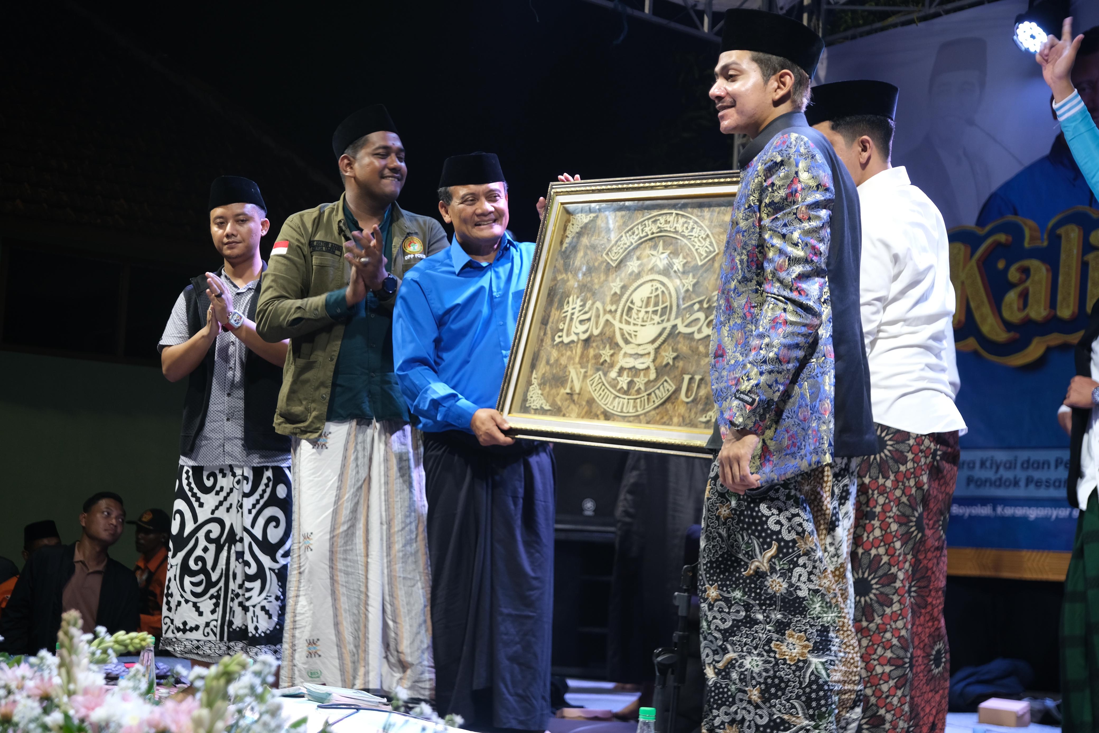 Ahmad Luthfi di Majelis Sholawat Hari Santri Nasional: Pencalonan Ini Ikhtiar Mengamalkan Ilmu sebagai Santri