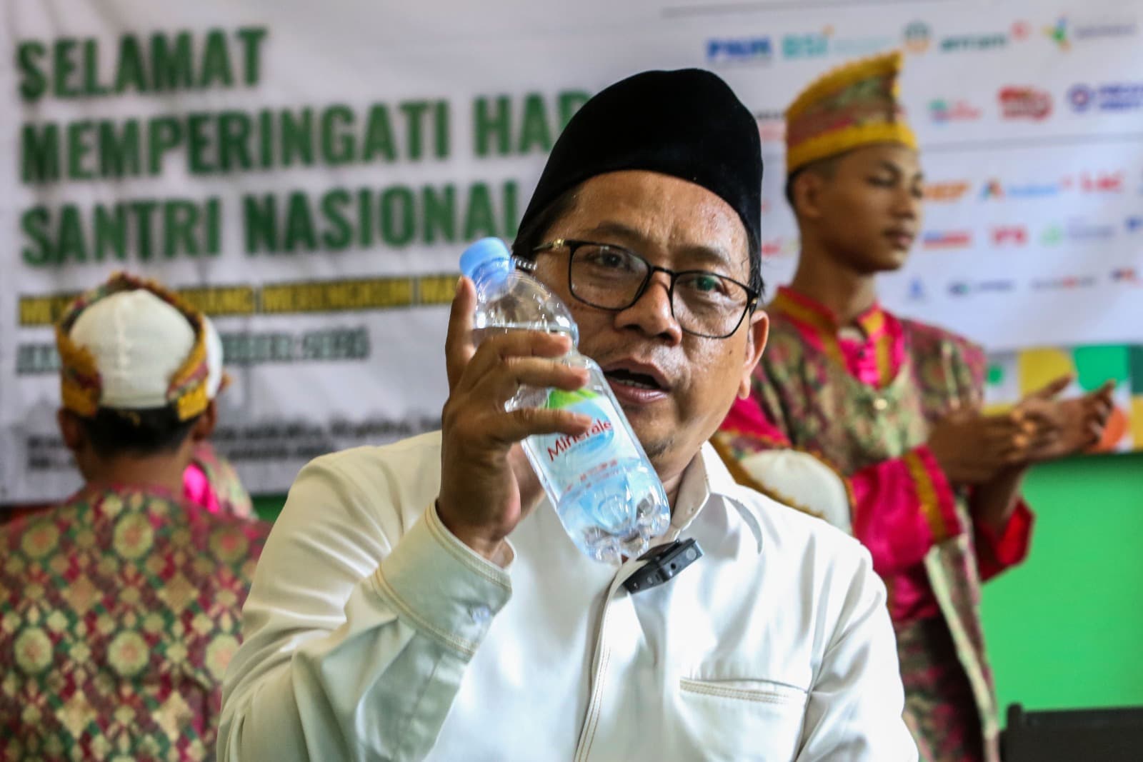 Santri, Le Minerale, dan Semangat Nasionalisme dalam Festival Hari Santri 2024