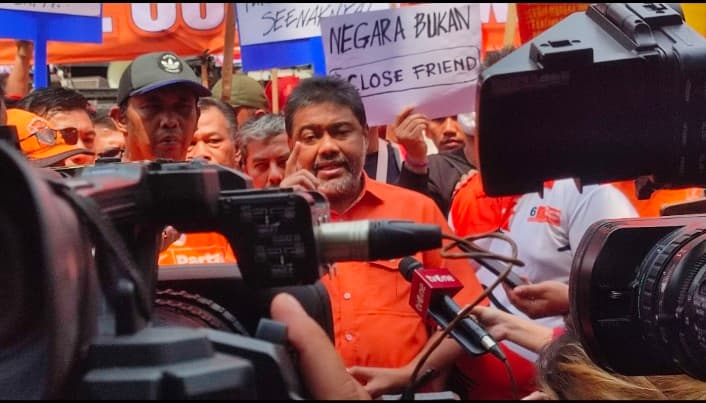 Buruh Minta Prabowo Terbitkan Perppu Jika MK Tolak Cabut UU Cipta Kerja