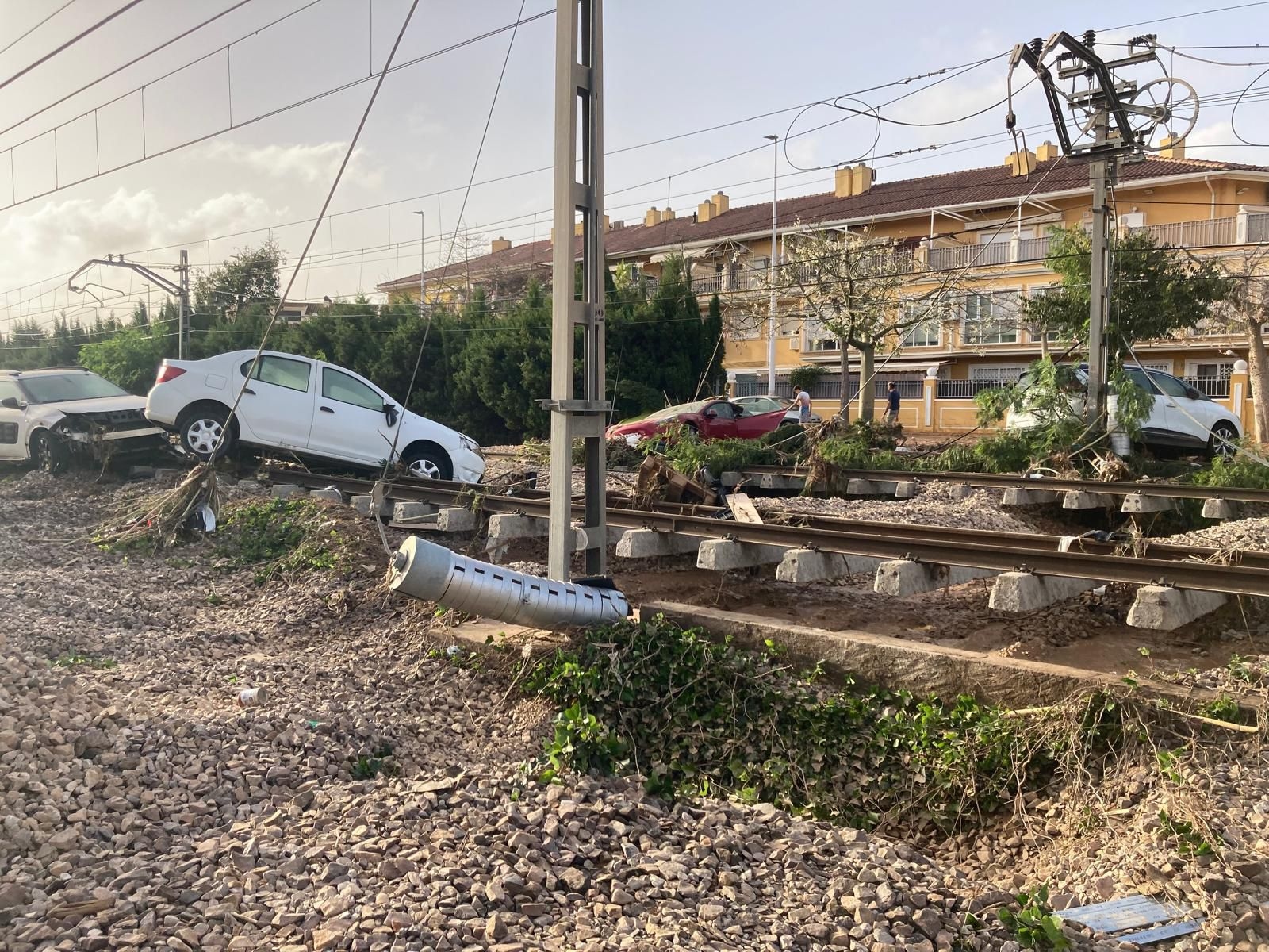 Diego Simeone dan Hansi Flick Kritik La Liga tetap Gelar Pertandingan di Tengah Bencana Valencia