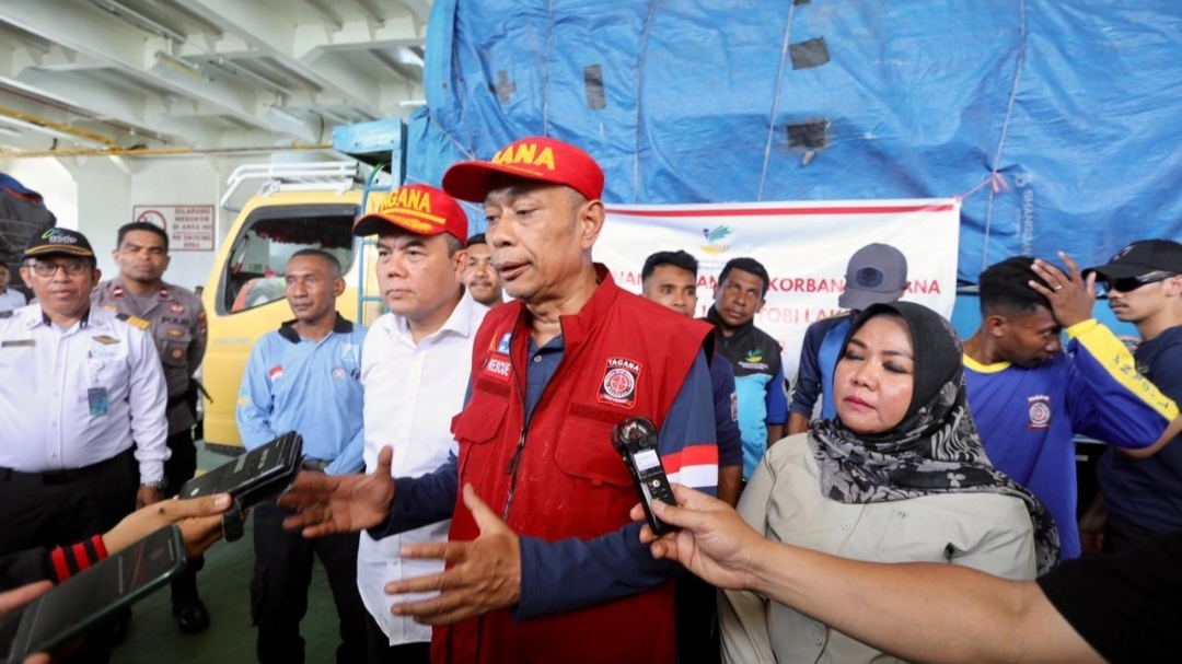 Salurkan Bantuan Erupsi Gunung Lewotobi, Wamensos Pastikan Proses Distribusi Berjalan Cepat