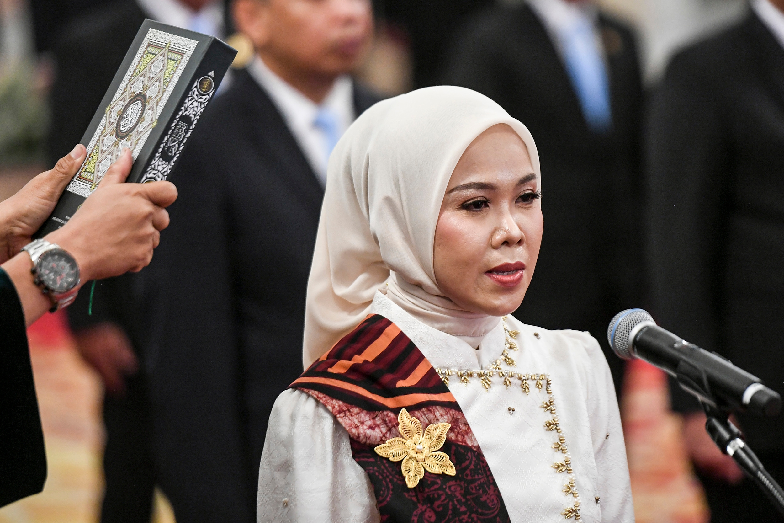 Perjanan Karir Iffa Rosita, Resmi Dilantik Jadi Komisioner KPU RI untuk Gantikan Hasyim Asy'ari