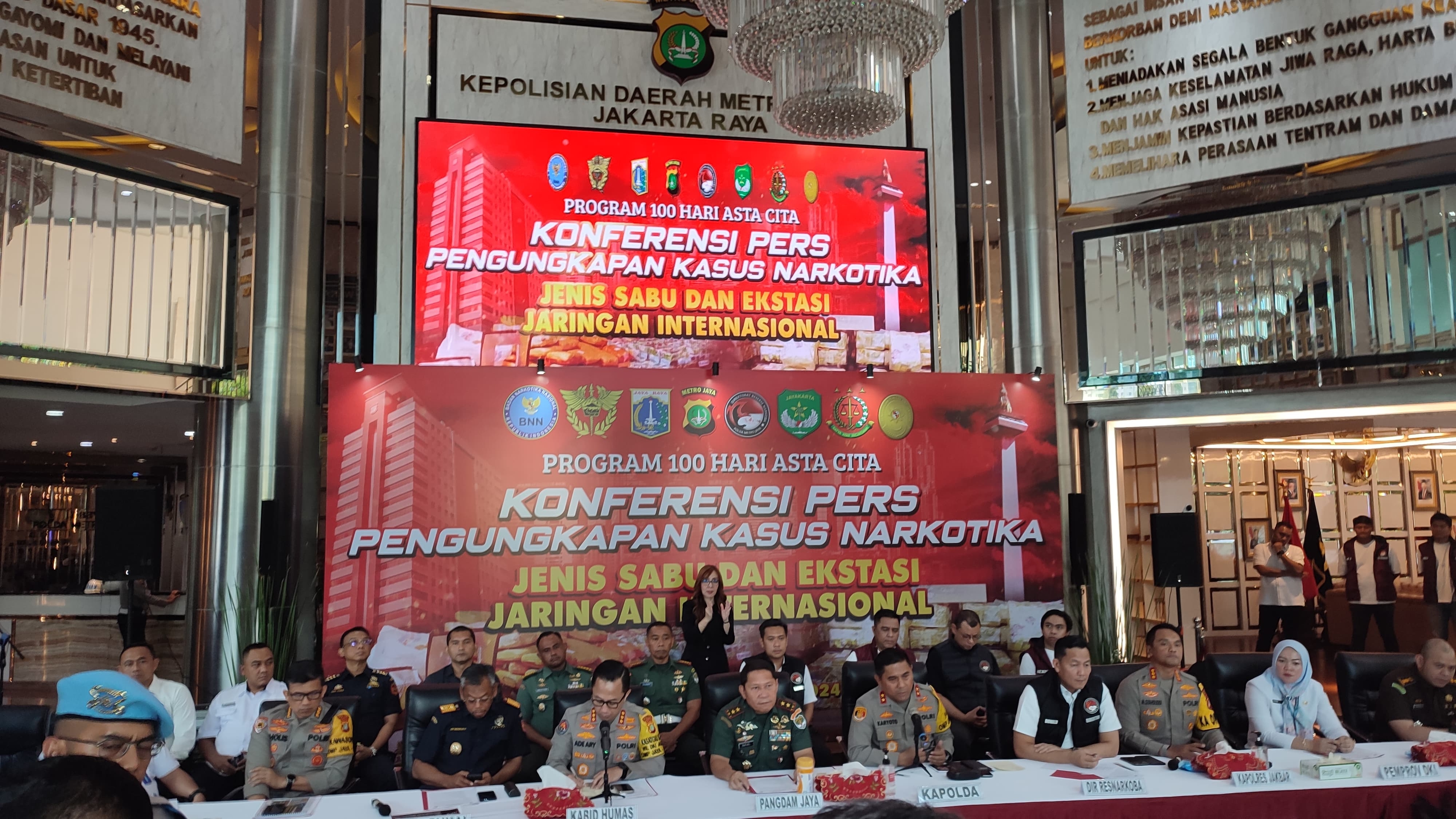 Sindikat Narkoba Malaysia Edarkan Sabu dan Ekstasi dengan Modus Jual-Beli Mobil