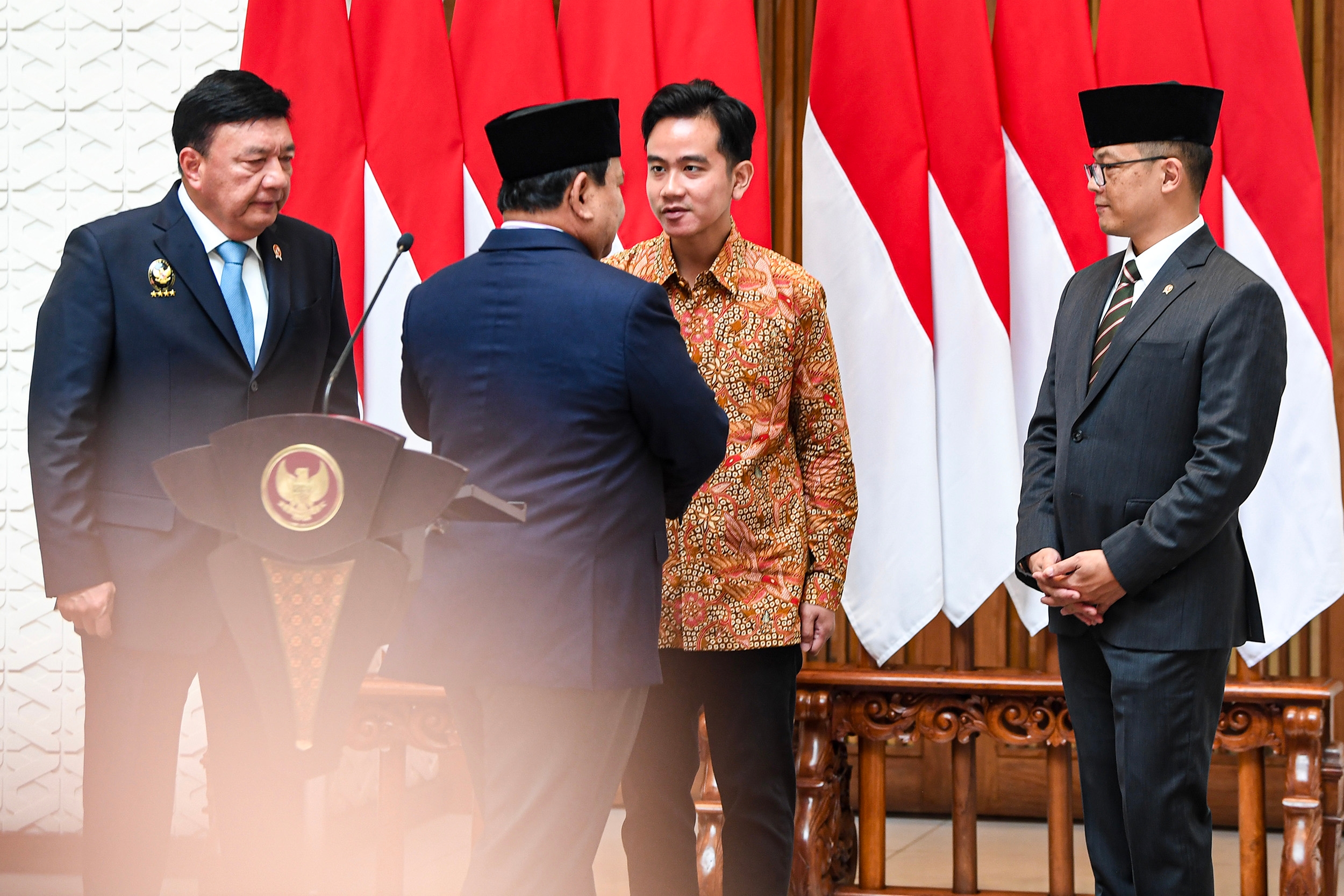 Prabowo Limpahkan Tugas Presiden kepada Gibran, Apa Saja?