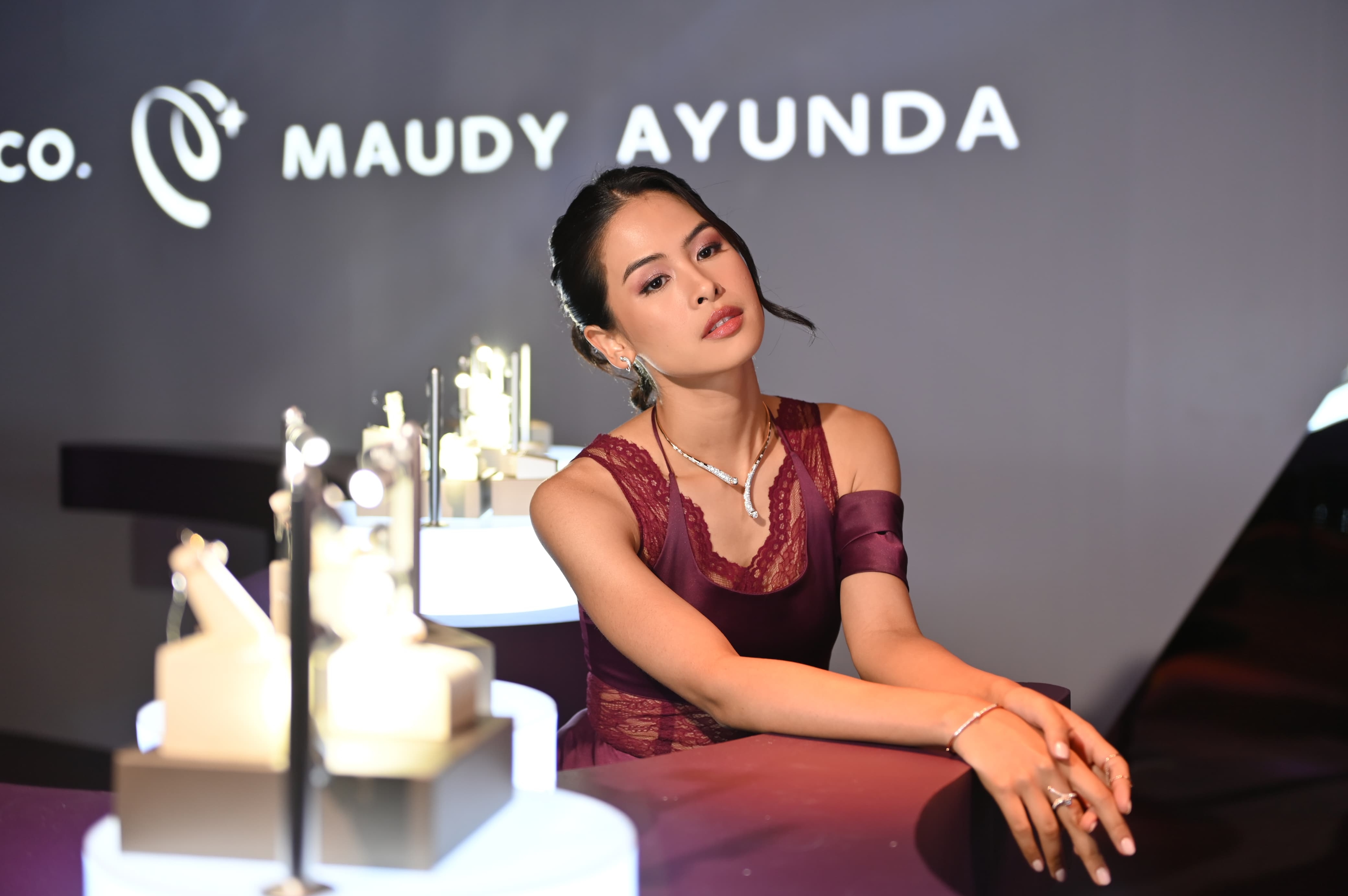 Maudy Ayunda Kenalkan Perhiasan Usung Empowerment
