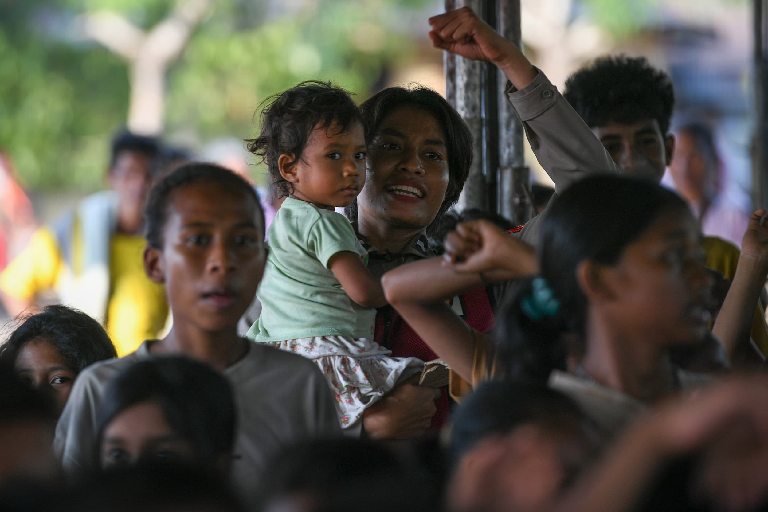 Pemerintah Siapkan Langkah Konkret Bantu Korban Erupsi Gunung Lewotobi