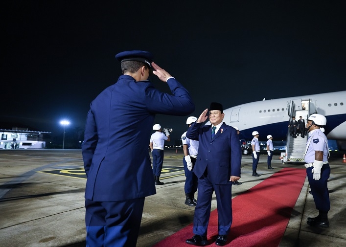 Presiden Prabowo Tiba di Brasil Hadiri G20, Disambut Pasukan Tentara Jajar Kehormatan